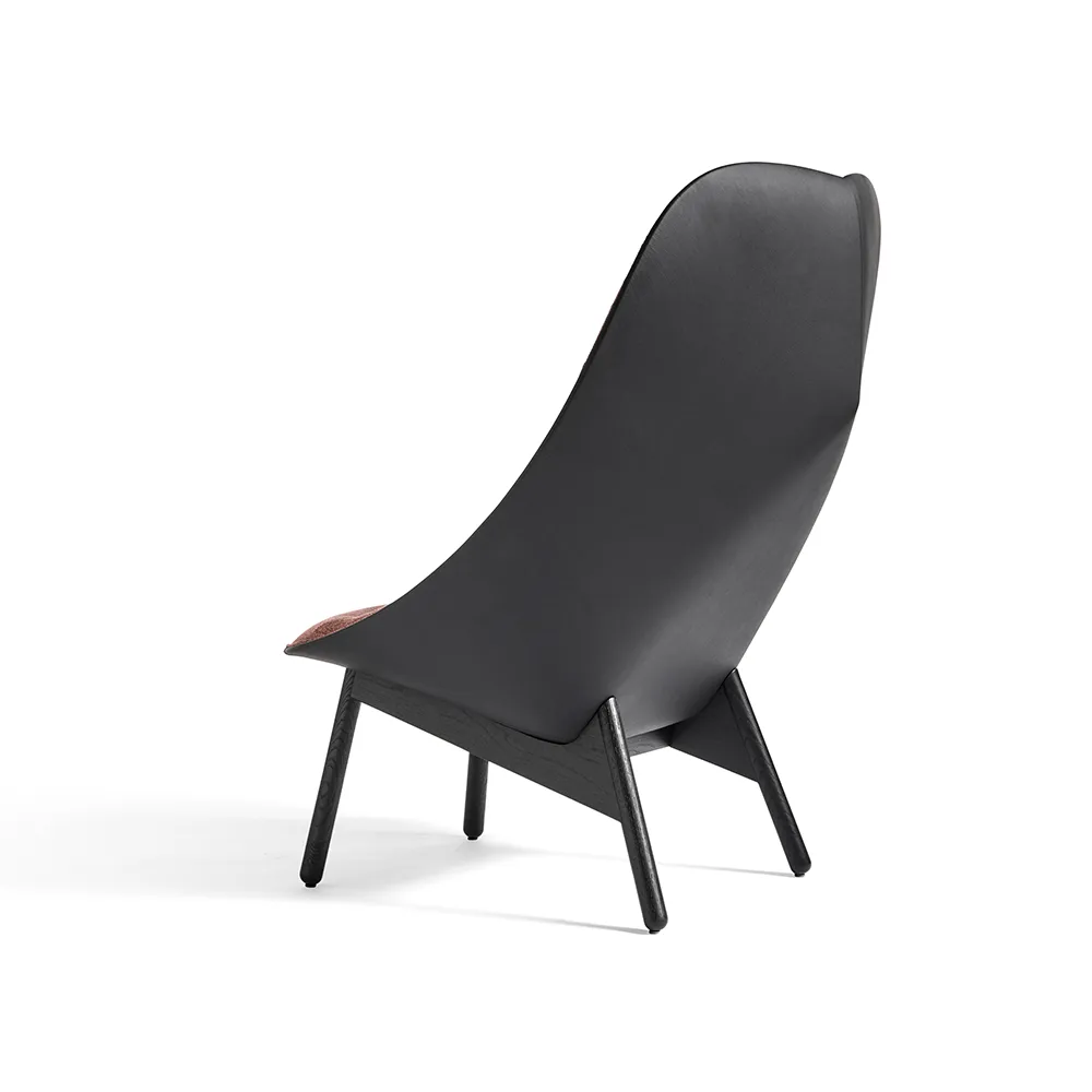 Uchiwa Quilt πολυθρόνα lounge, 12 κλεμεντίνη-μαύρη δρυς-μαύρο δέρμα HAY