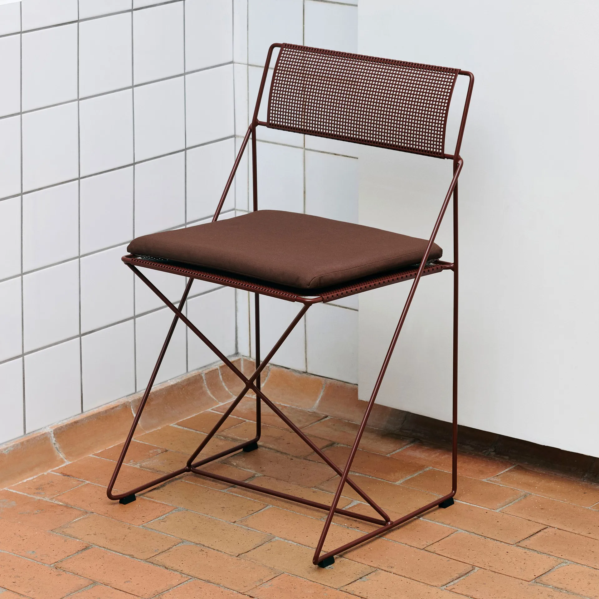 X-Line Indoor Outdoor καρέκλα, Iron red HAY