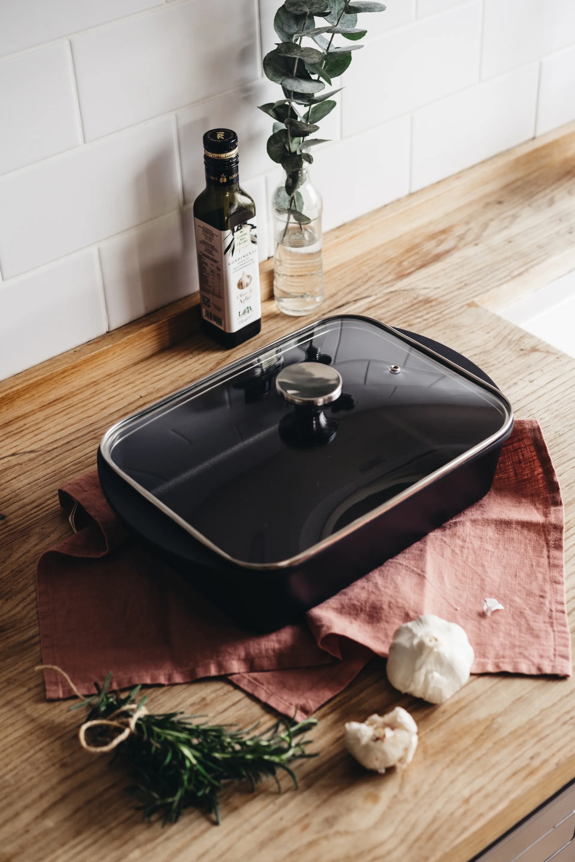 Heirol φόρμα με πιάτο για επαγωγική εστία και καπάκι, 22x33 cm Heirol