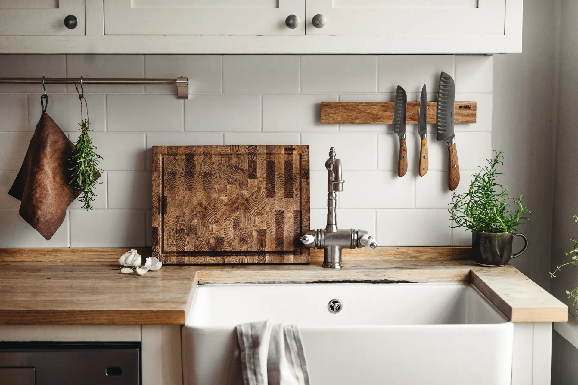 Heirol ξύλο κοπής από δρυ με αυλάκι, 30x40 εκ. Heirol