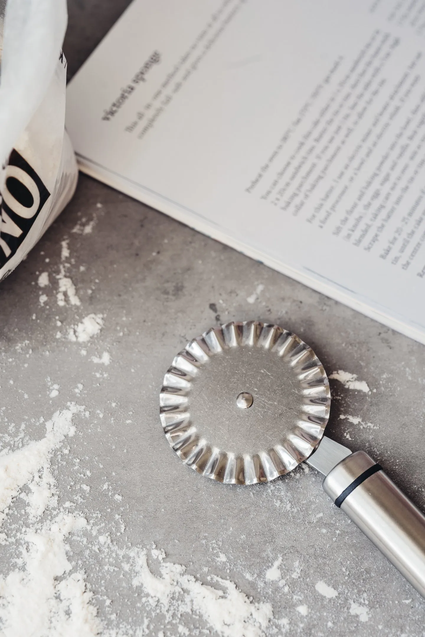 Heirol Steely κόφτης ζύμης, Ανοξείδωτο ατσάλι Heirol