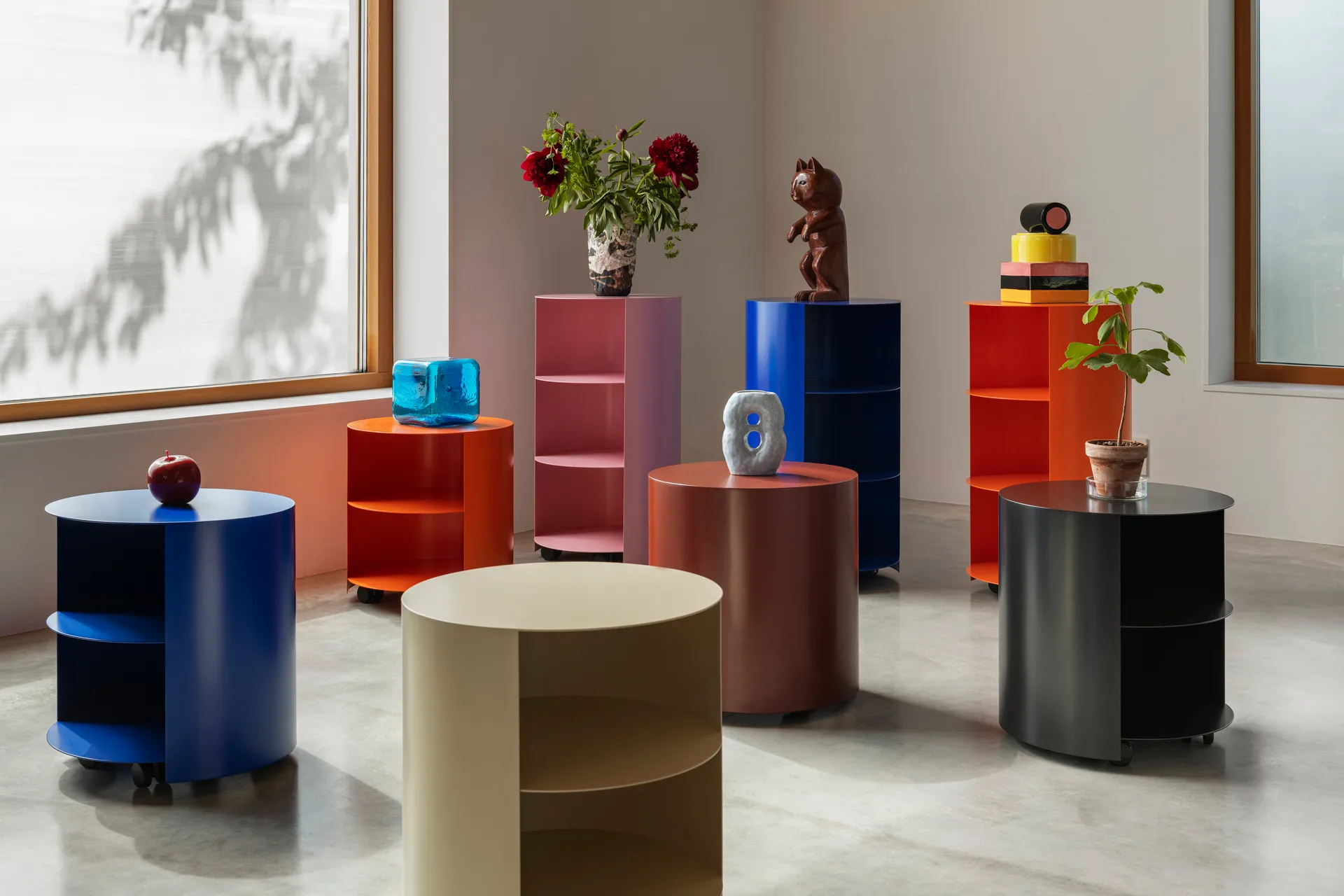 Hide βάθρο Ø38x68 cm, Light ivory textured Hem