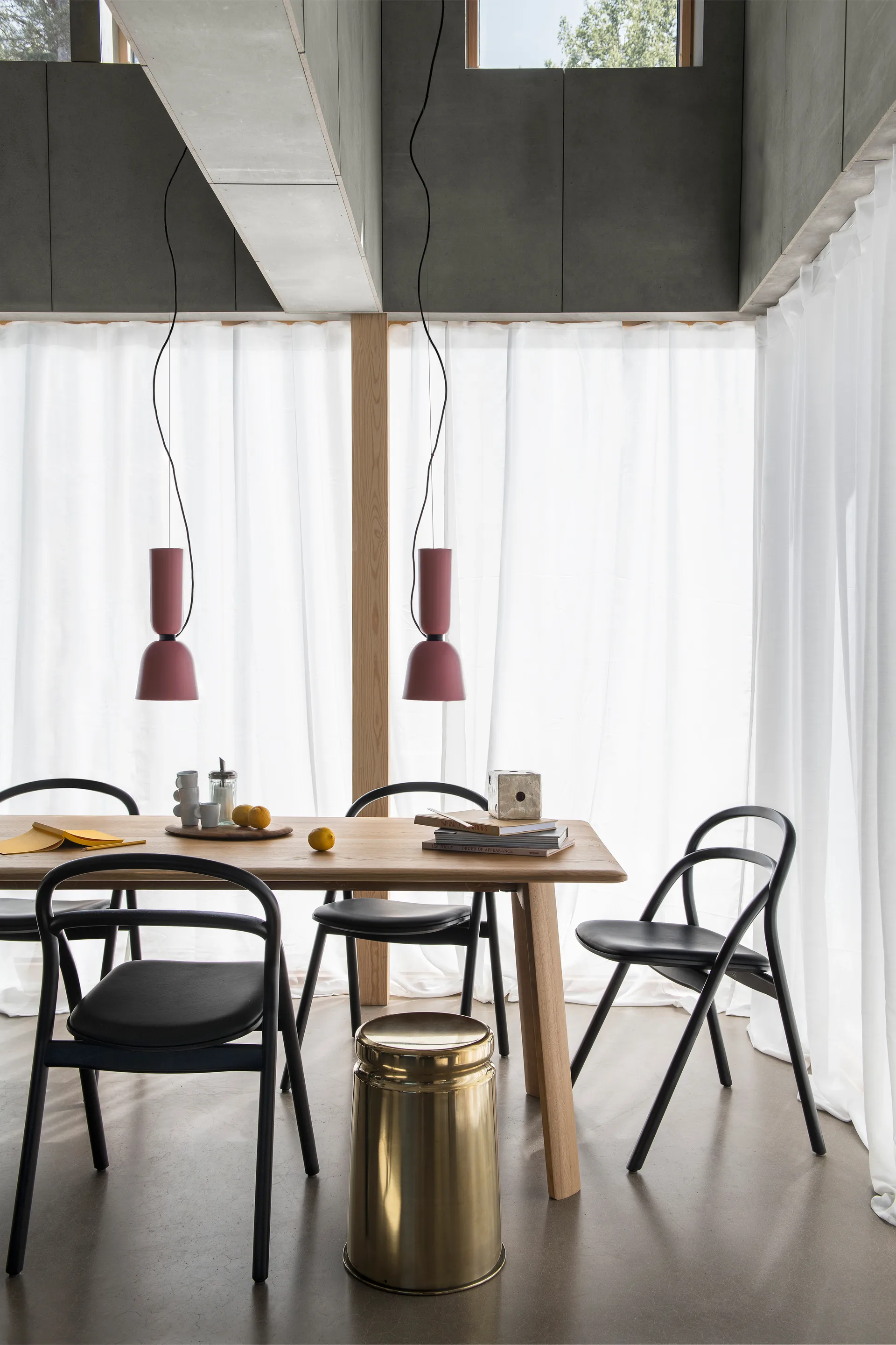 Last σκαμπό Ø32x44 cm, Brass Hem