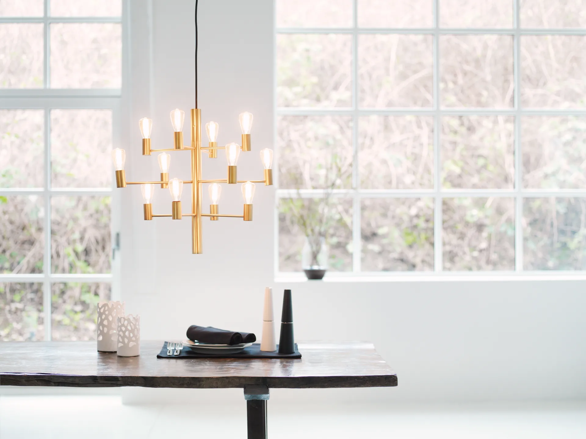 Manola 12 πολυέλαιος, σατινέ ορείχαλκος Herstal