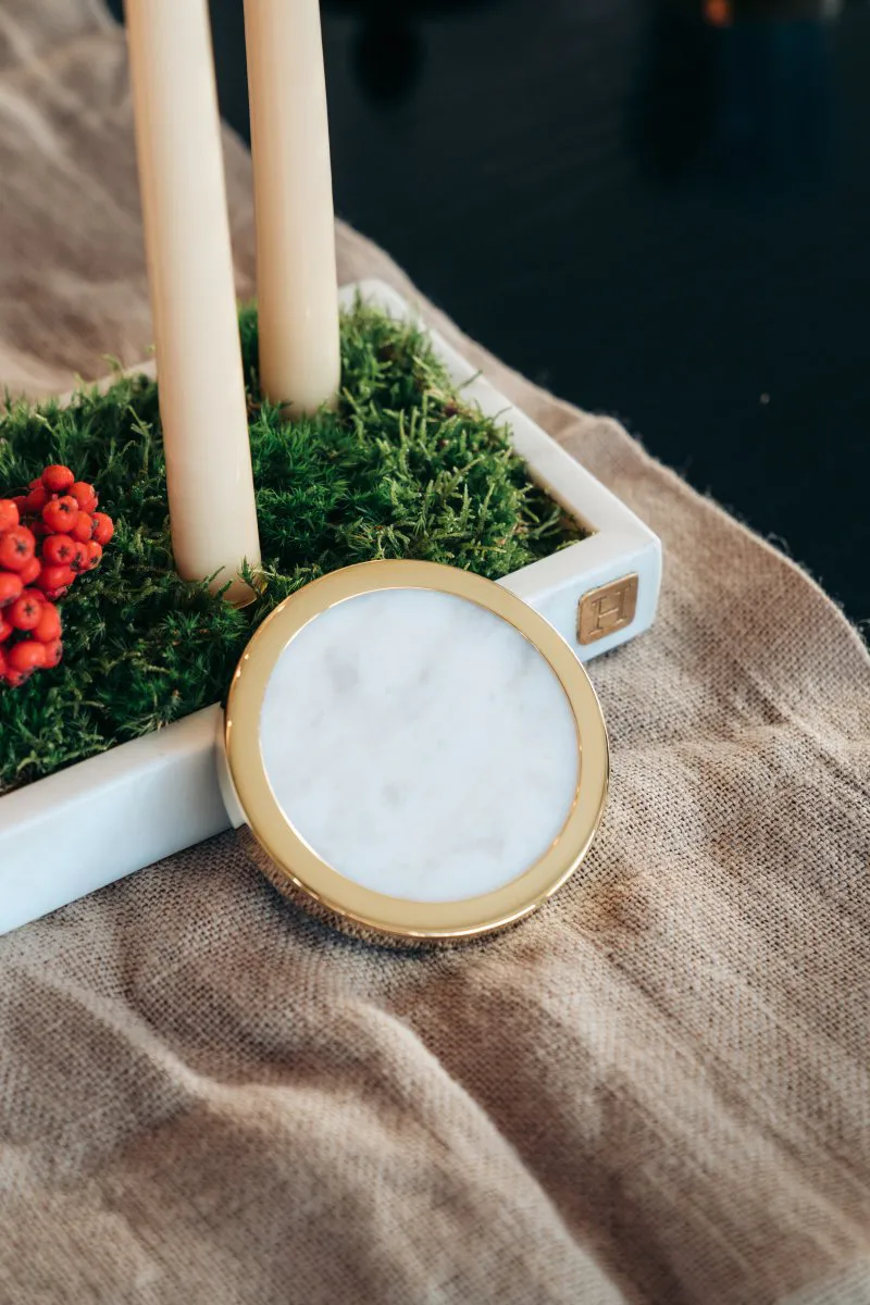 Hilke Collection σουβέρ Συσκευασία 4 τεμαχίων, Λευκό μάρμαρο-μασίφ ορείχαλκος Hilke Collection