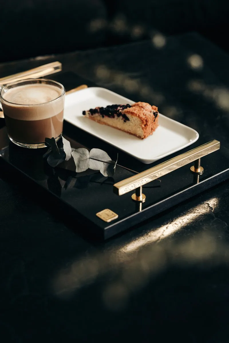 Hilke Collection δίσκος 40,5x25,5 cm, Γρανίτης-μασίφ ορείχαλκος Hilke Collection