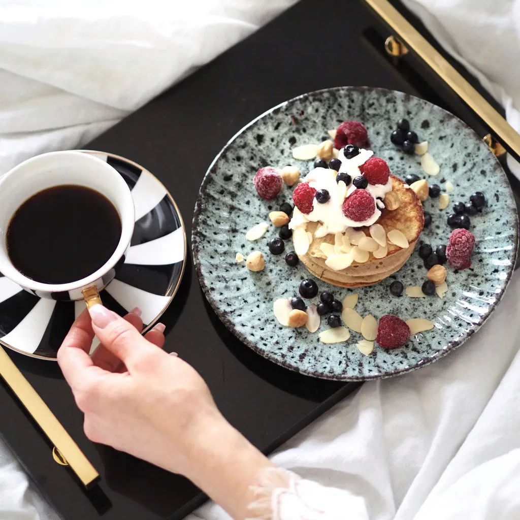 Hilke Collection δίσκος 40,5x25,5 cm, Γρανίτης-μασίφ ορείχαλκος Hilke Collection