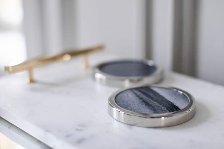 Hilke Collection δίσκος 40,5x25,5 cm, Λευκό μάρμαρο-μασίφ ορείχαλκος Hilke Collection