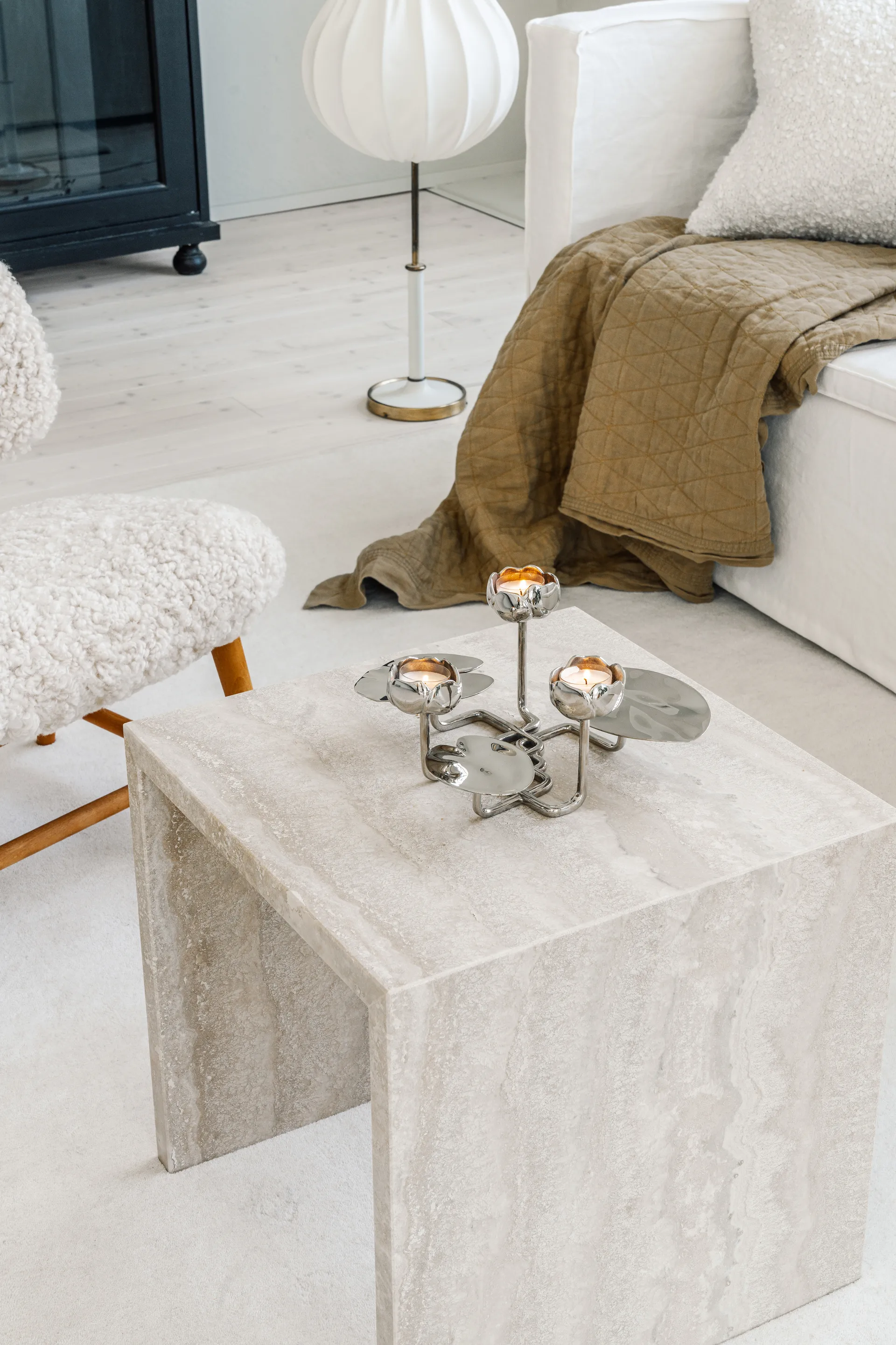 Κηροπήγιο Ninfea grande, Επιχρωμιωμένος ορείχαλκος Hilke Collection