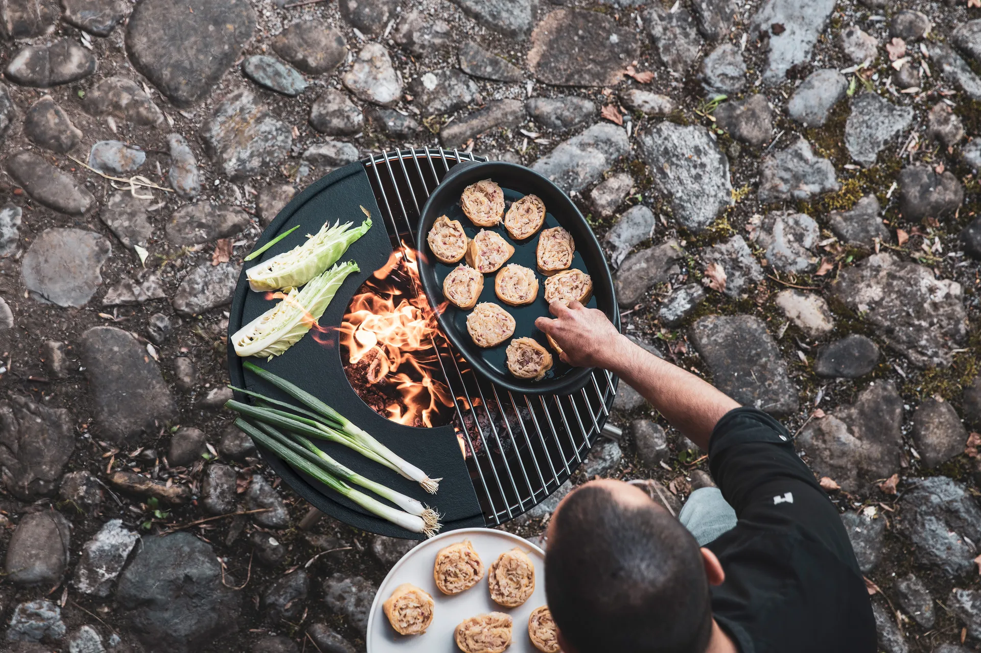 BOWL 57 εστία φωτιάς  , Μαύρο-ασημί, τρίποδο σταντ Höfats