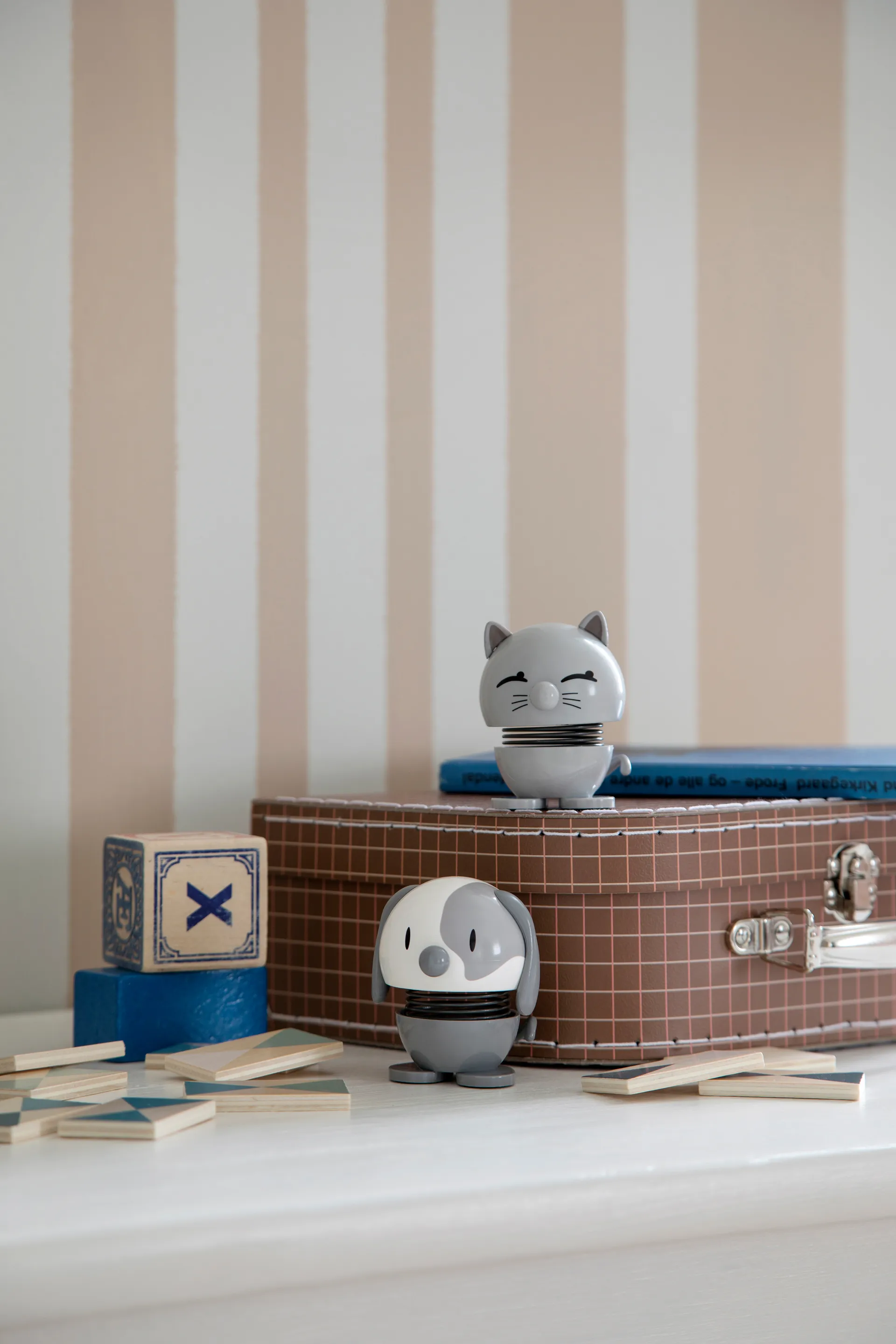 Φιγύρα σκύλου Hoptimist 6.9 εκ., Ψυχρό γκρι Hoptimist