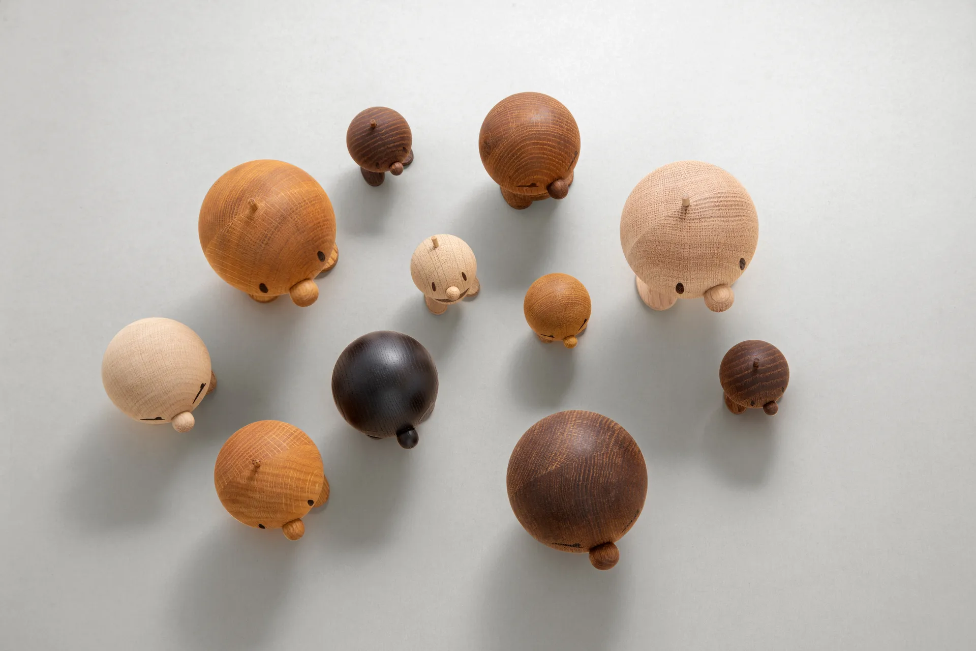 Φιγούρα Hoptimist Bimble M, Χρωματισμένη δρυς Hoptimist