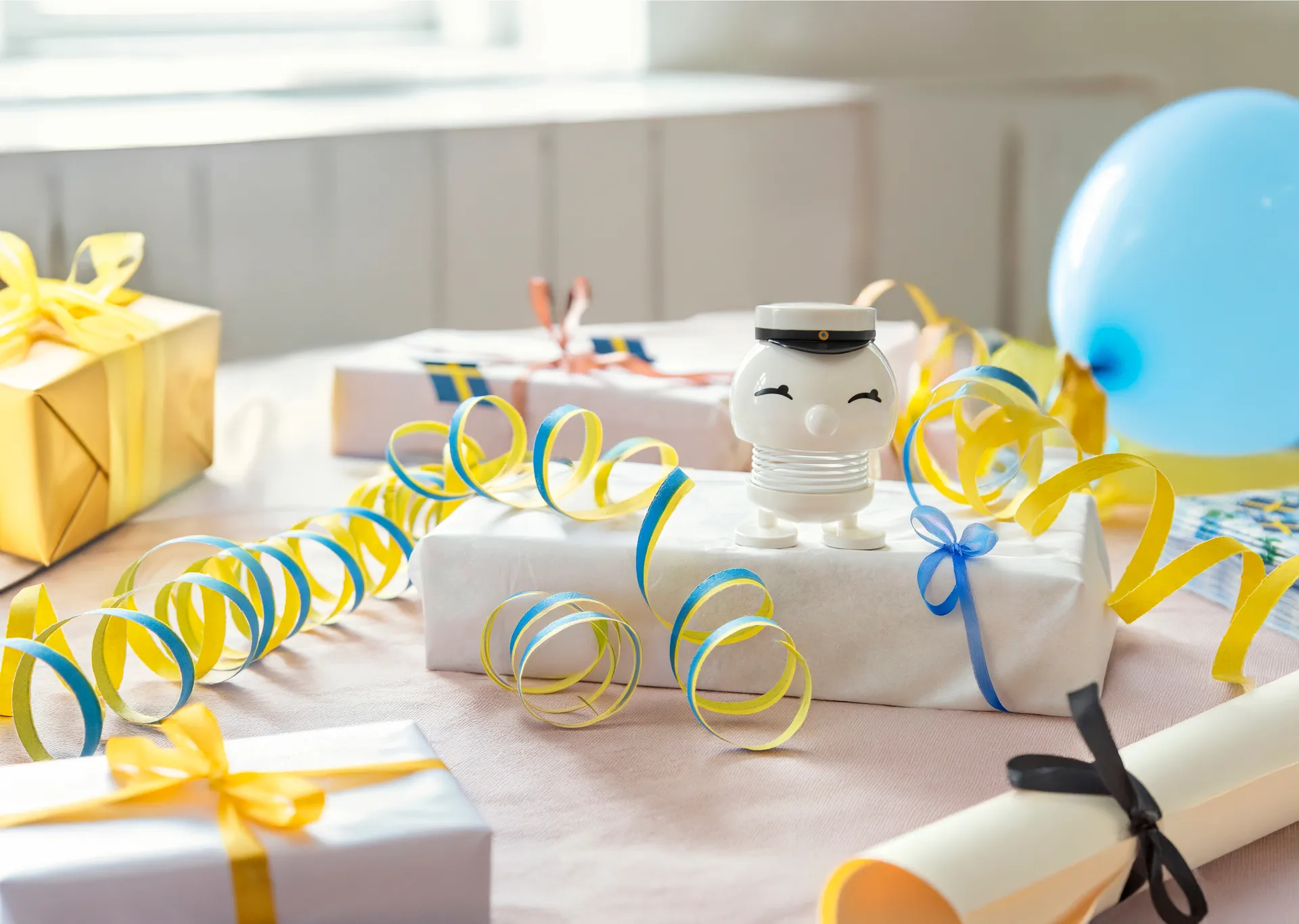 Hoptimist Swedish Student Bimble S φιγούρα, White Hoptimist