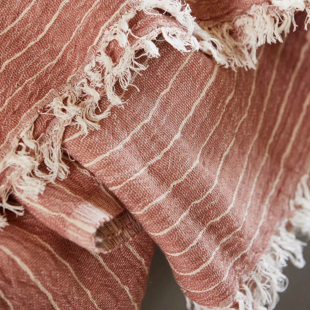 Κουβέρτα Alice με ρίγες 140x200 εκατοστά, Dusty berry House Doctor