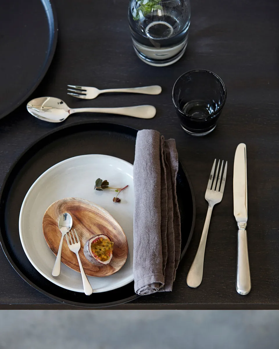 Σετ μαχαιροπίρουνα Brush 16 κομμάτια., Silver finish House Doctor