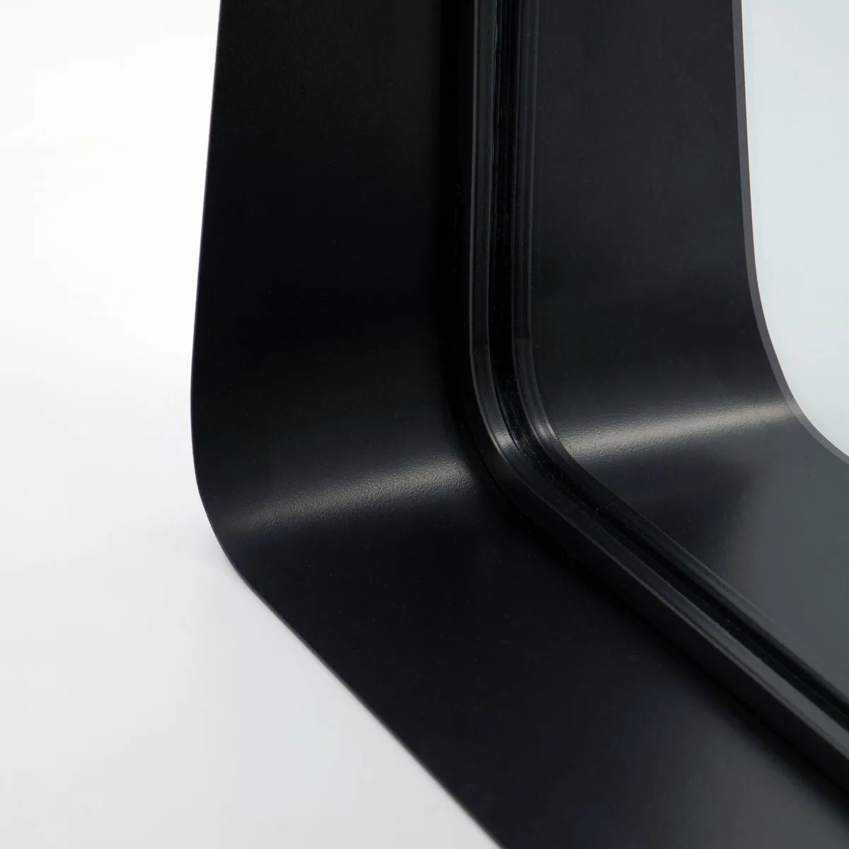 Καθρέφτης Pejo με πλαίσιο 35x55 cm, Μαύρο αντικέ House Doctor