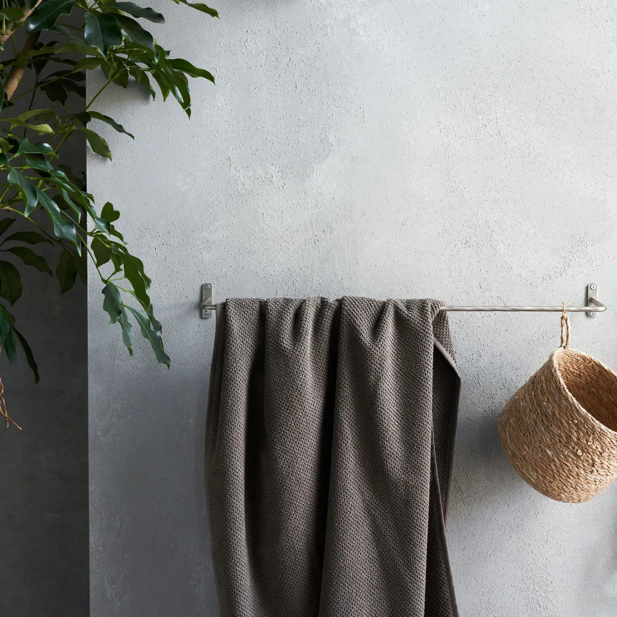 Ράβδος πετσέτας Welo 61,5 cm, Φινίρισμα ματ ασήμι House Doctor