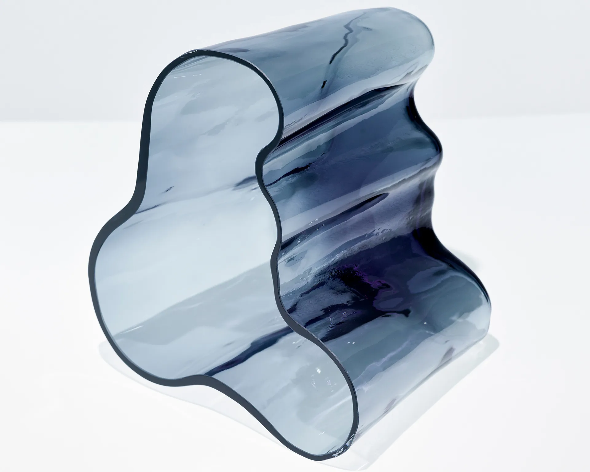 Alvar Aalto βάζο 140 mm, σκούρο γκρι Iittala