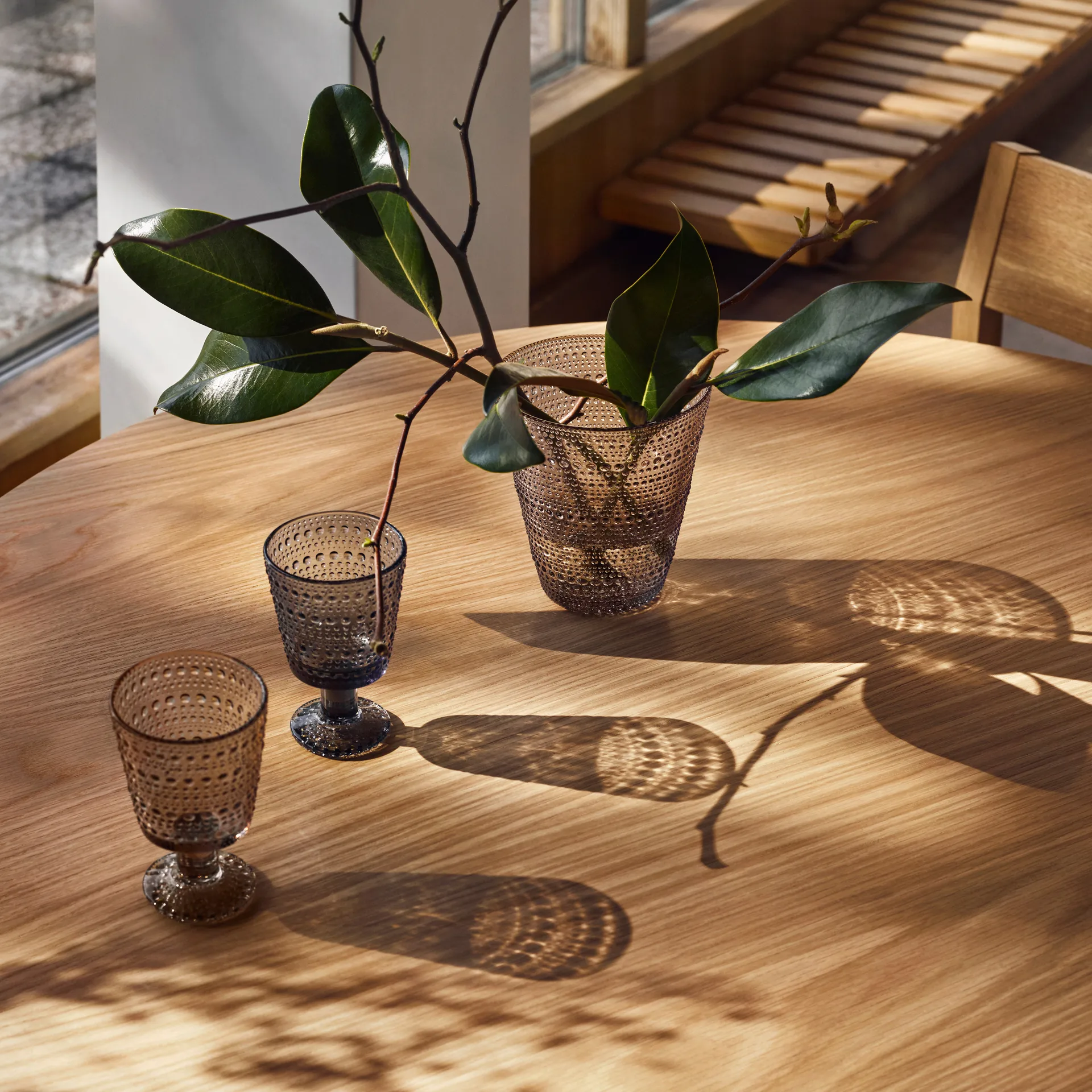 Kastehelmi ποτήρι ποτού κολονάτο 26 cl Συσκευασία 2 τεμαχίων, σκούρο γκρι Iittala