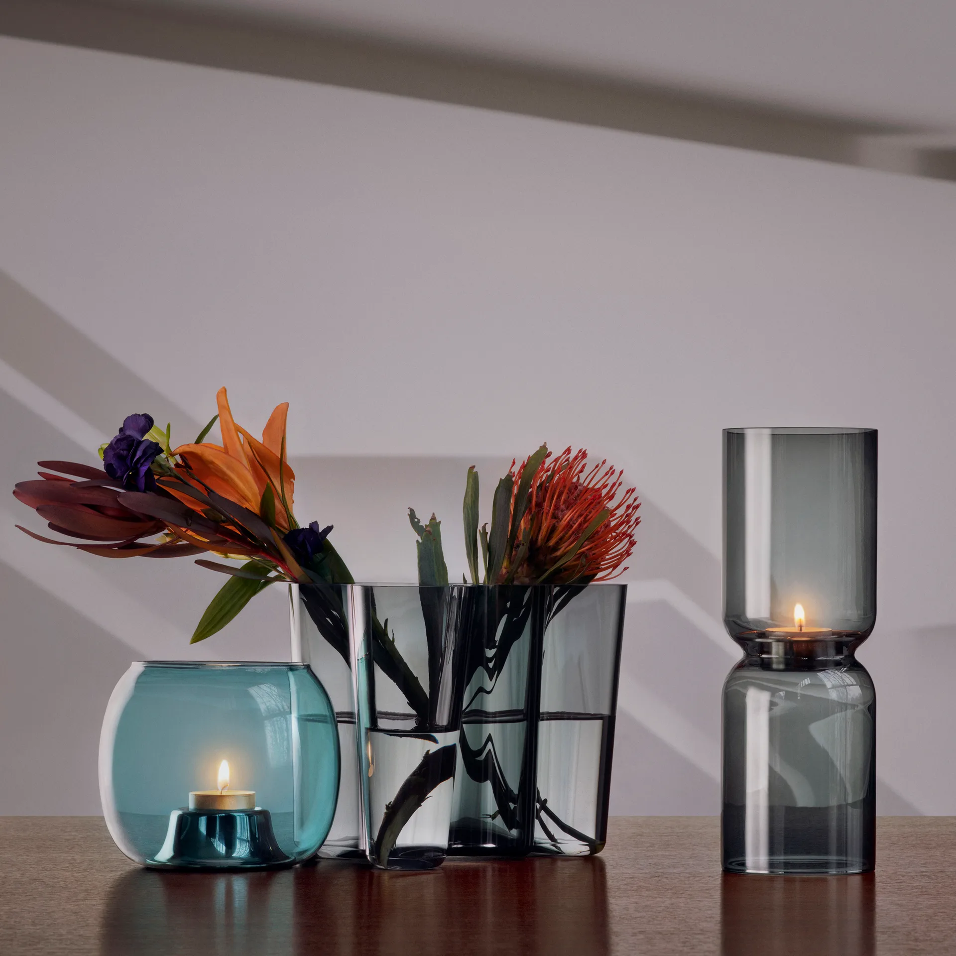 Lantern φανάρι 25 cm, Σκούρο γκρι Iittala