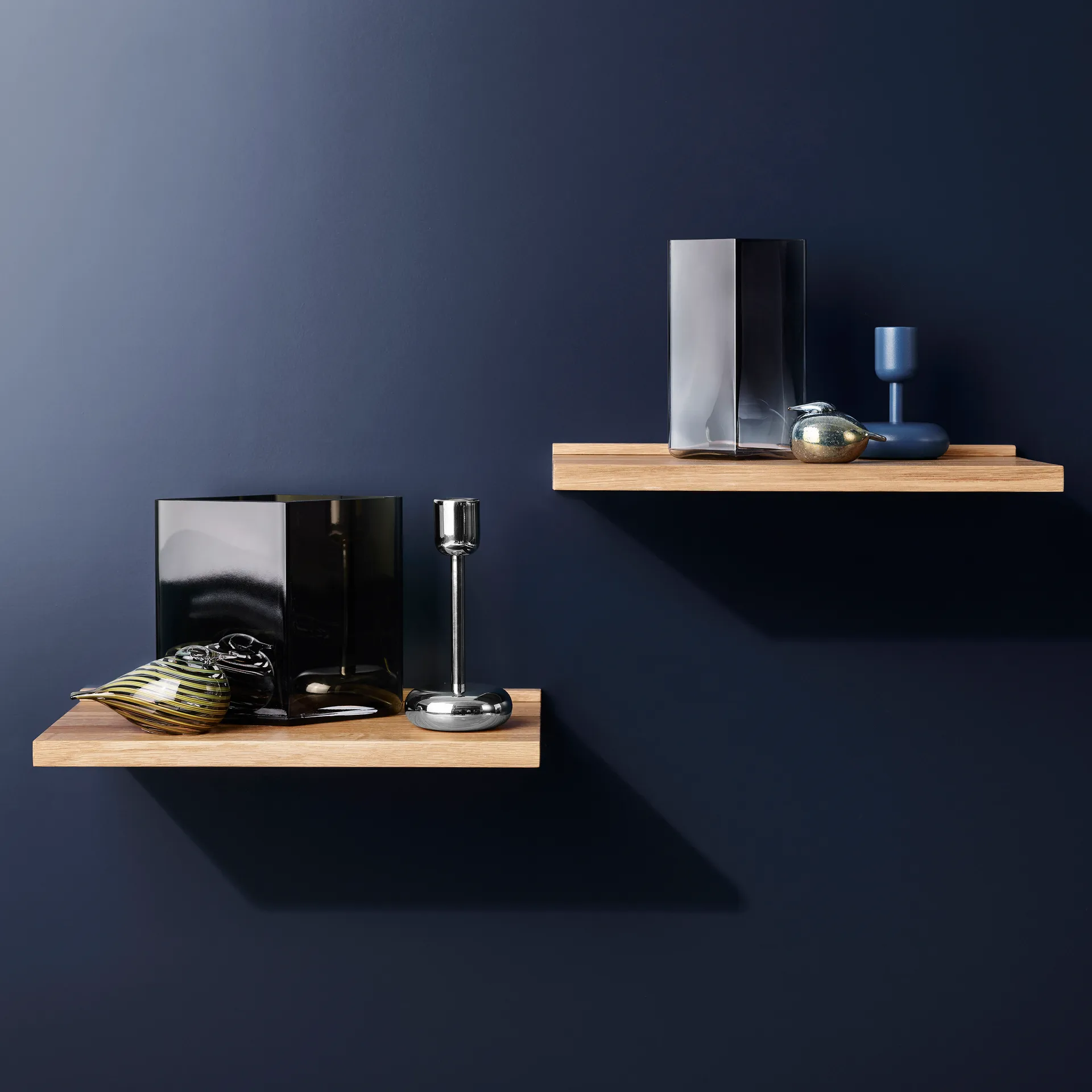 Nappula κηροπήγιο steel, μεγάλο 183 mm Iittala