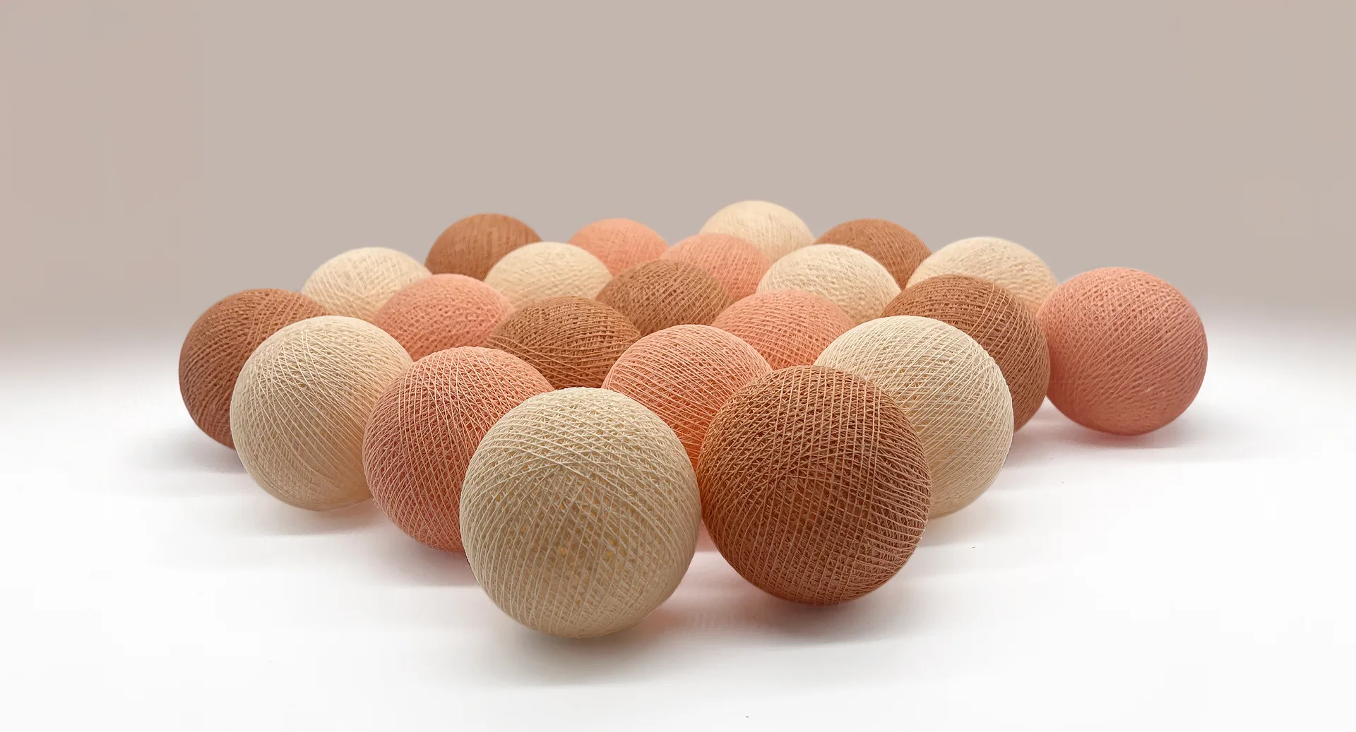 Irislights φωτεινή γιρλάντα, Ροδακινί, 35 μπάλες Irislights