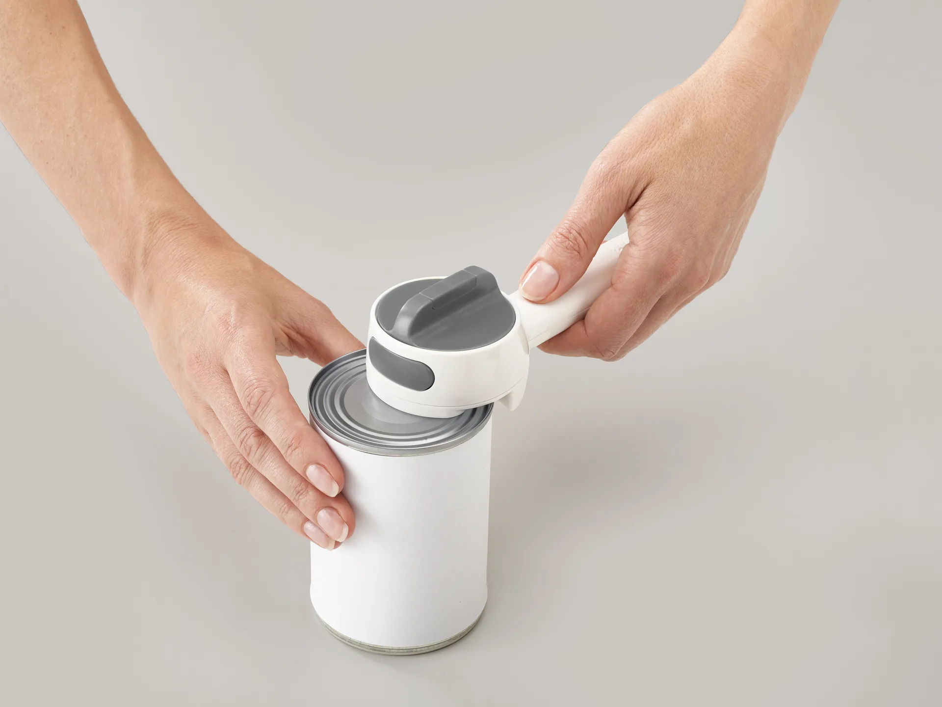 Κονσερβοανοιχτήρι Cando plus 18 cm, Σκούρο γκρι Joseph Joseph