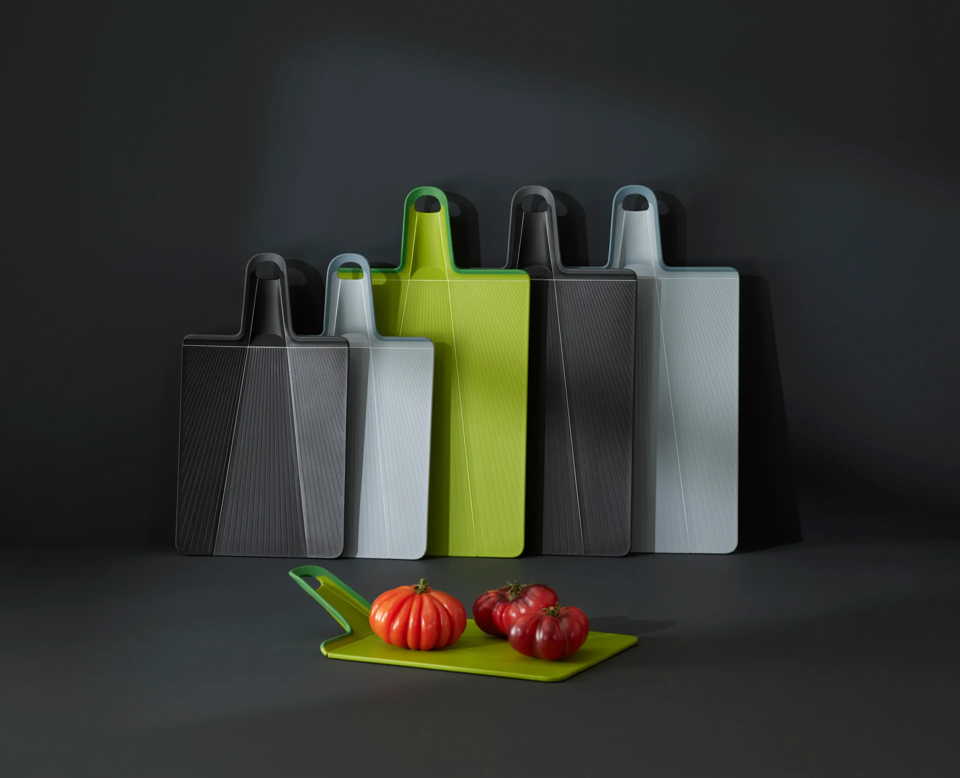 Σανίδα κοπής Chop2pot plus μαύρη, Regular Joseph Joseph