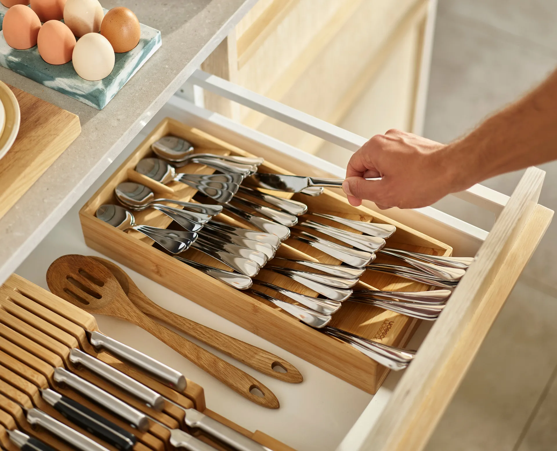 Drawerstore Συρτάρι οργάνωσης μαχαιροπήρουνων από μπαμπού, Μεγάλο Joseph Joseph