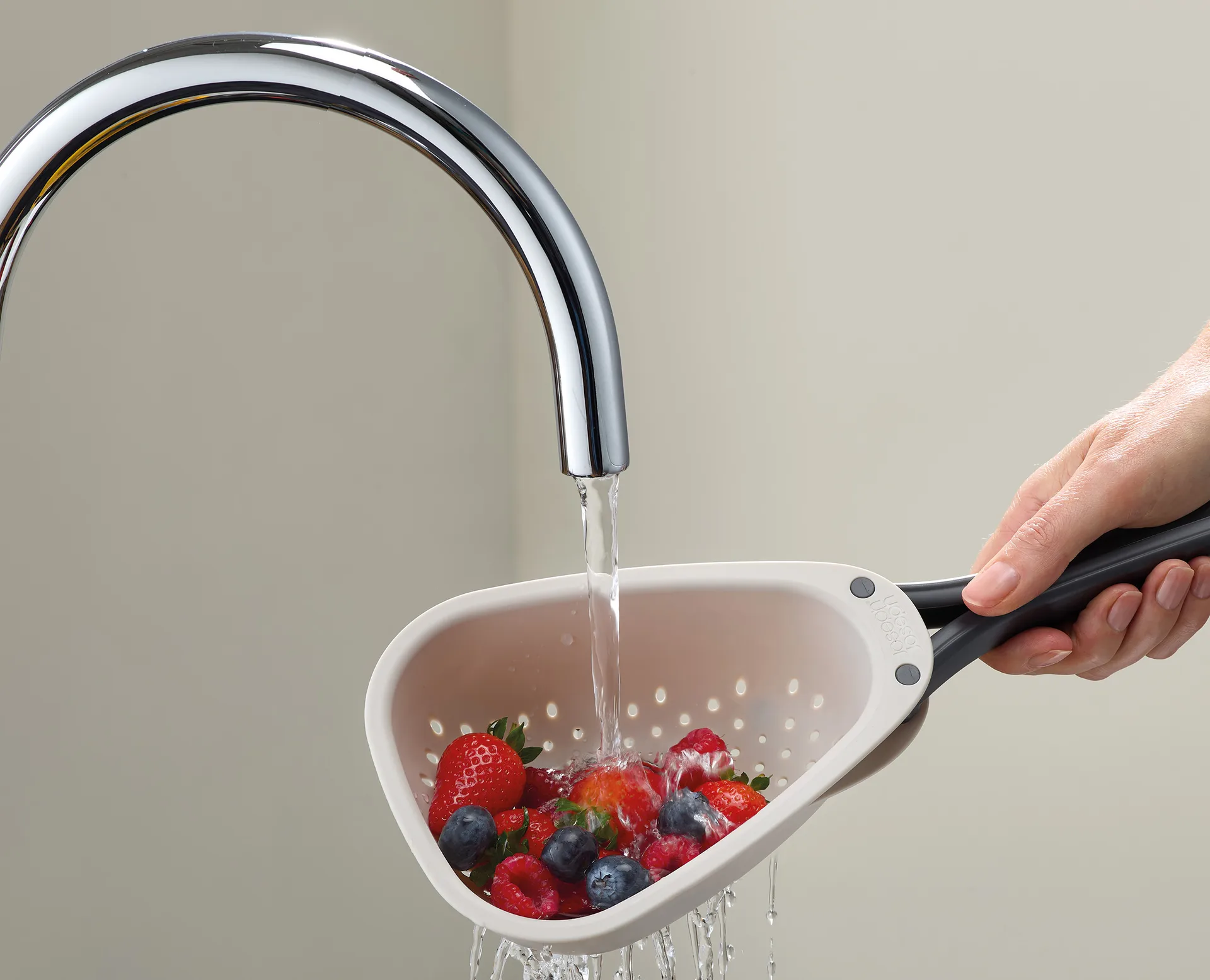 Droplet αναδιπλούμενο σουρωτήρι stone, Mini Joseph Joseph