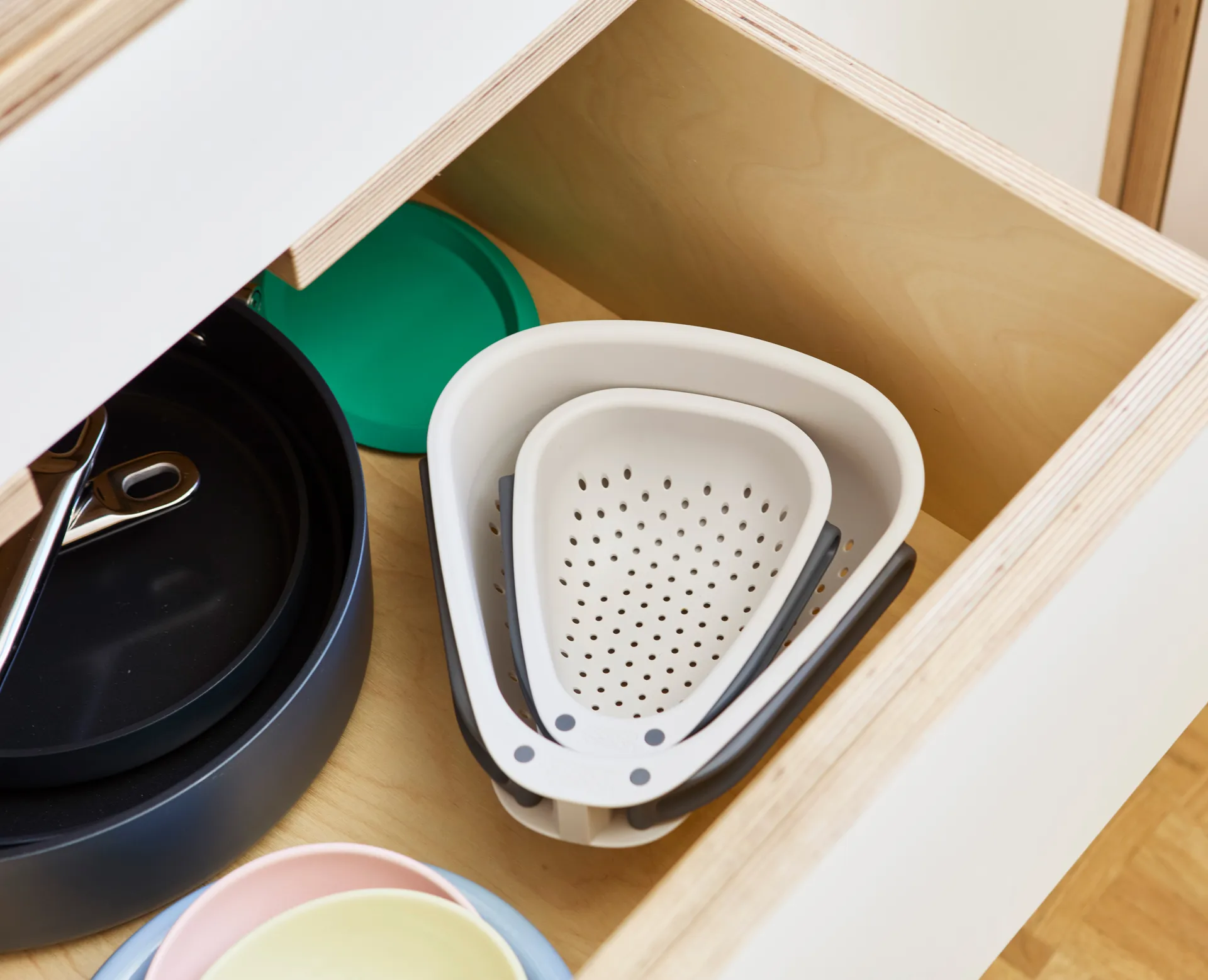 Droplet αναδιπλούμενο σουρωτήρι stone, Mini Joseph Joseph