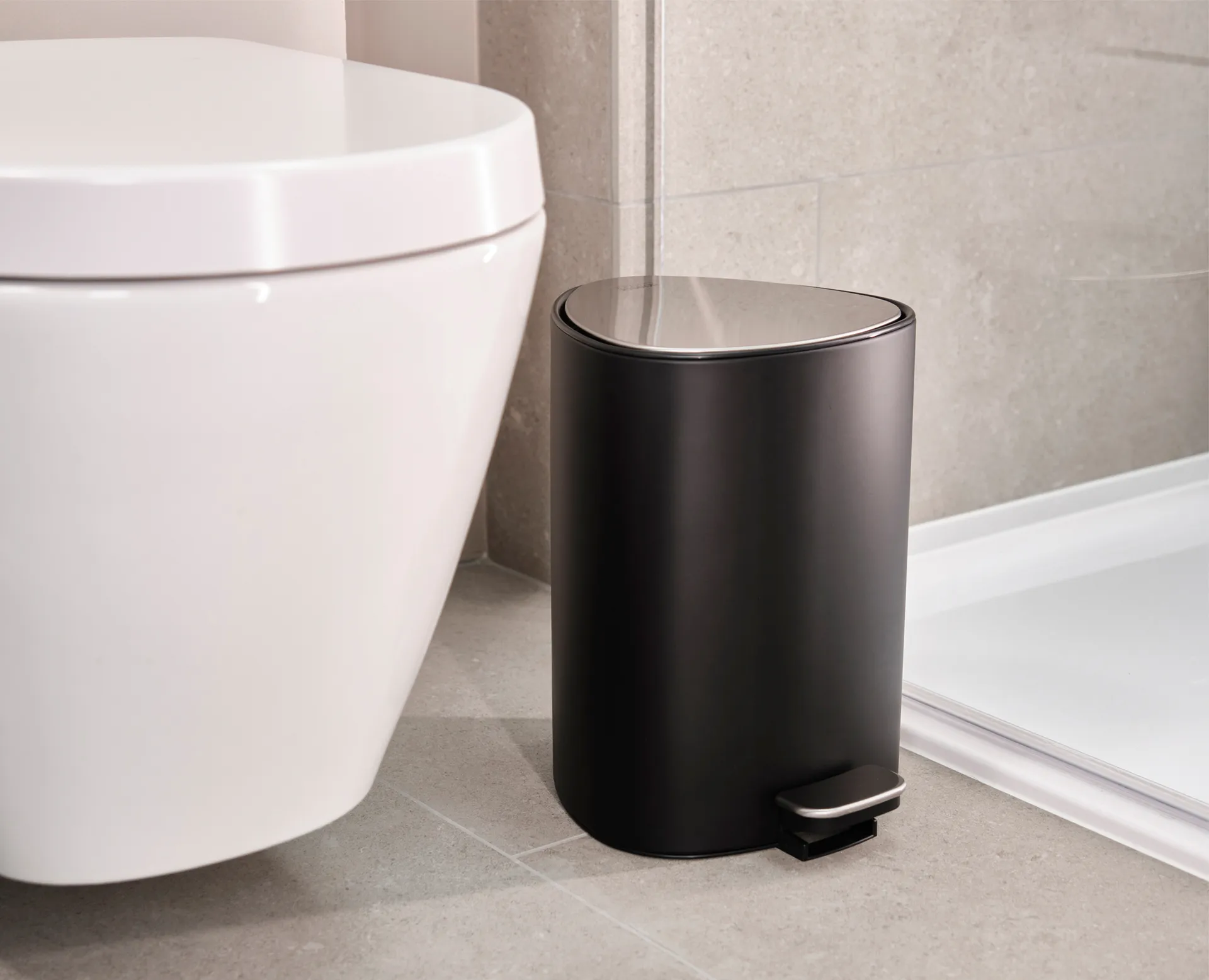 Easystore κάδος με πεντάλ 5 L, Ματ μαύρο Joseph Joseph