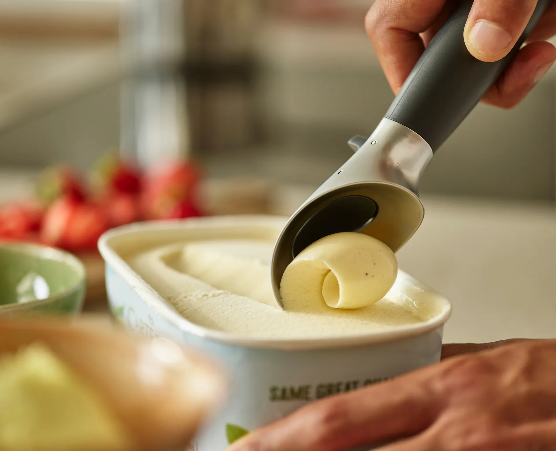 Elevate κουτάλα παγωτού 21 εκ., Γκρι Joseph Joseph