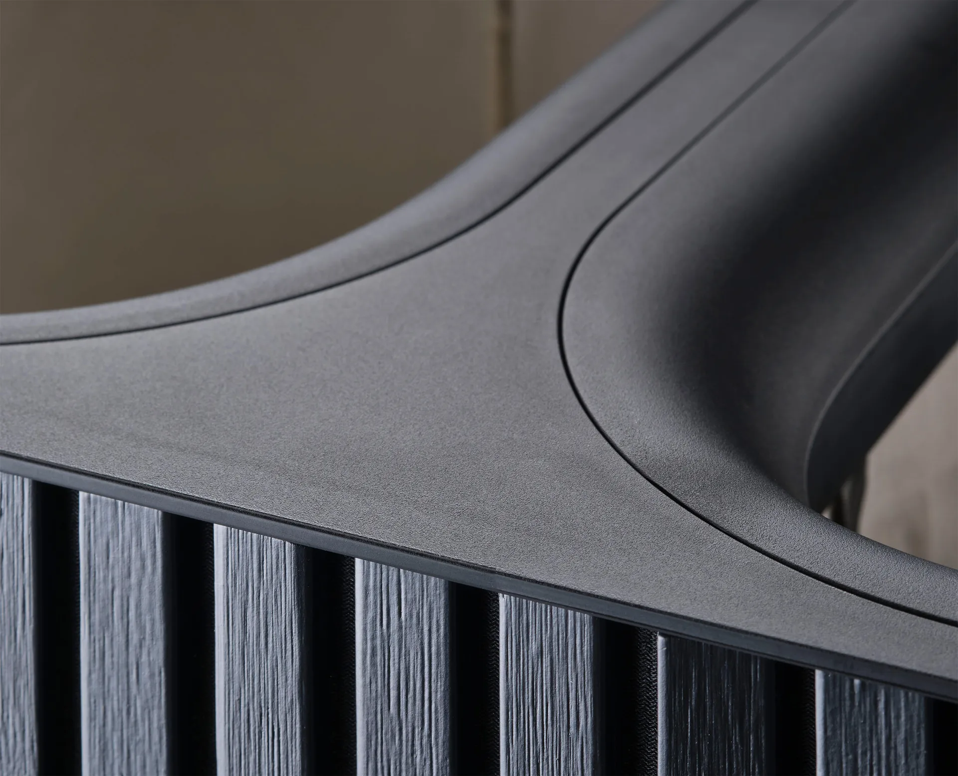 Tota Luxe καλάθι απλύτων 90 L, Black Joseph Joseph