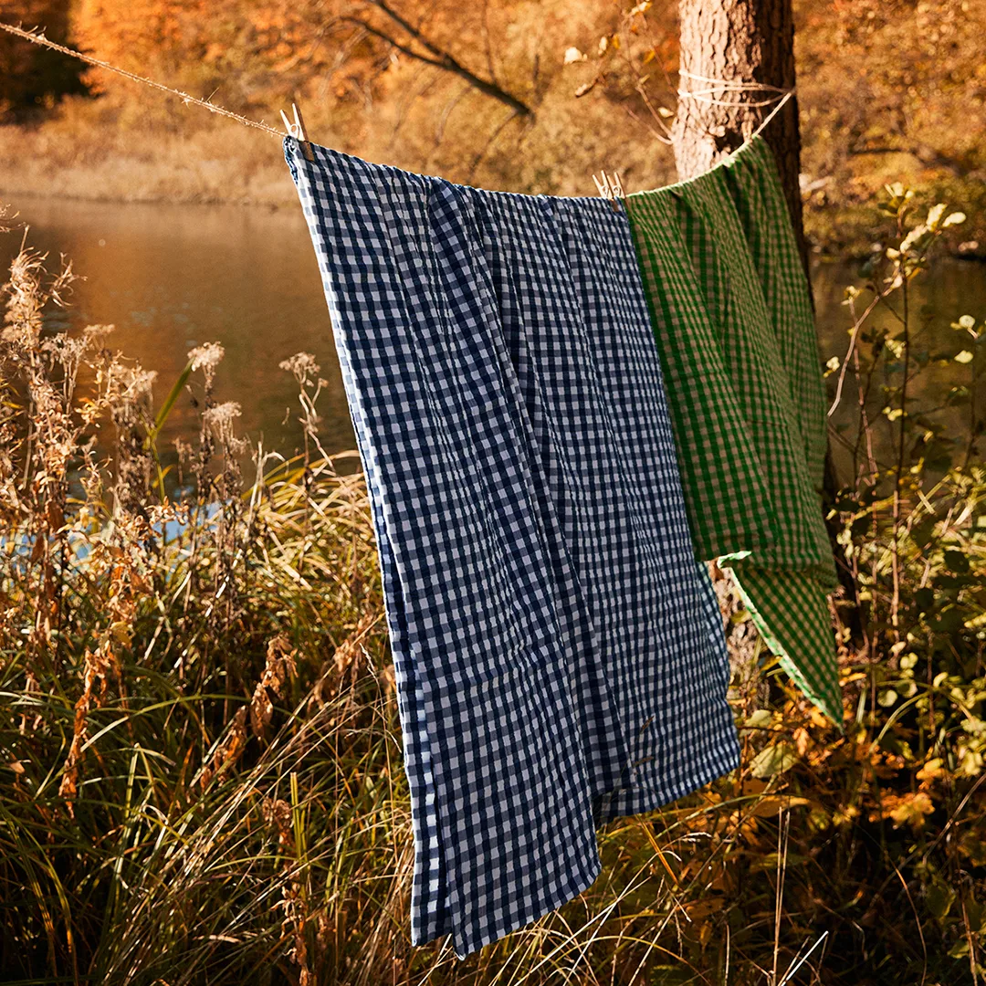 Σετ κλινοσκεπασμάτων Bæk&Bølge 140x220 cm, Μπλε σκούρο-λευκό Juna