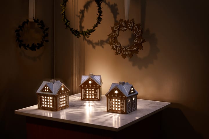 Σπιτάκι-βασή κεριών Gingerbread, Christmas barn 11,5 cm Kähler