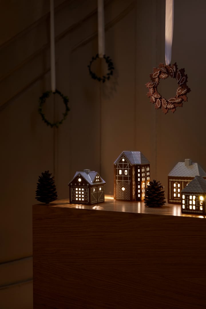 Σπιτάκι-βασή κεριών Gingerbread, Christmas barn 11,5 cm Kähler