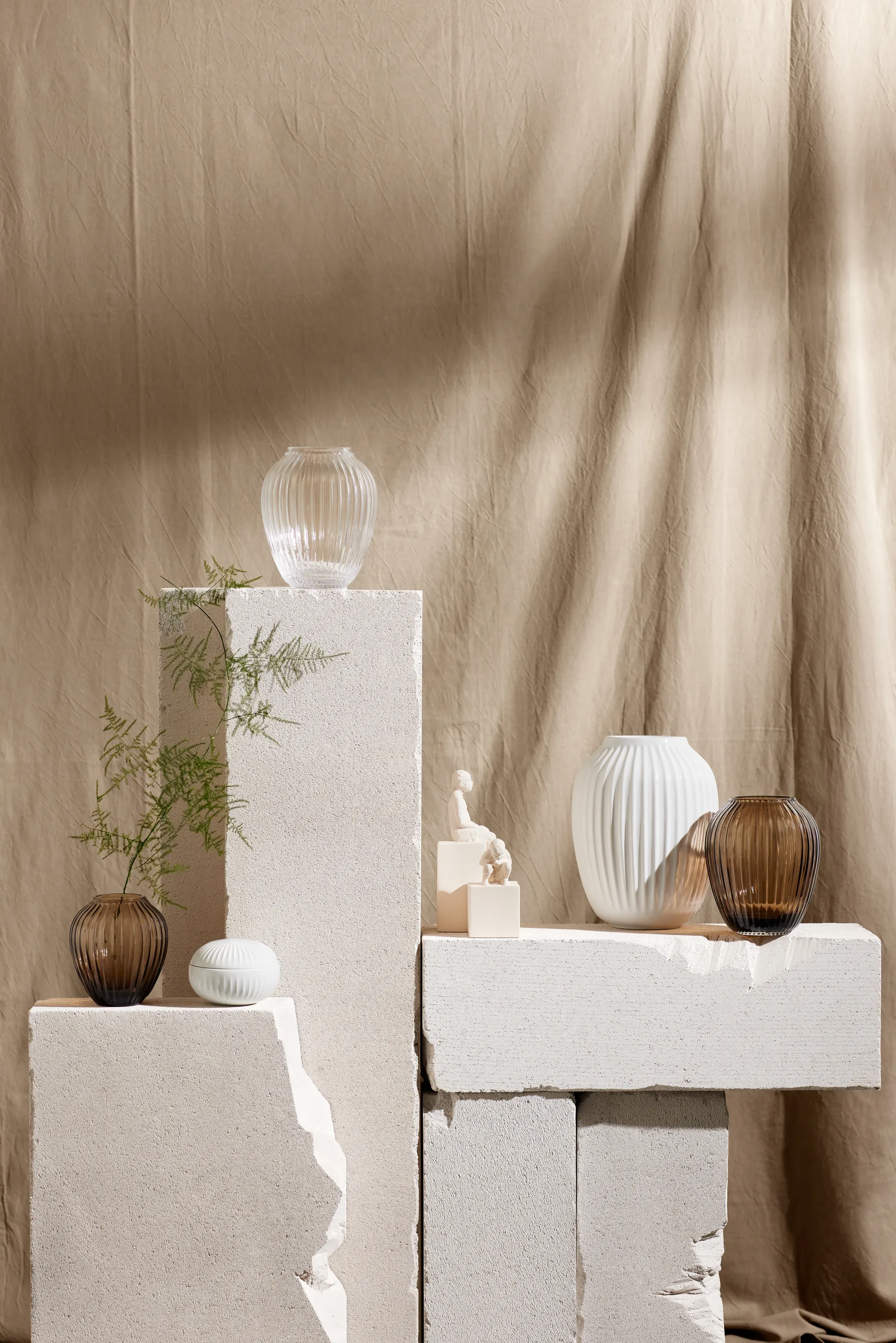 Hammershøi γυάλινο βάζο 14 cm, Καρυδιά Kähler