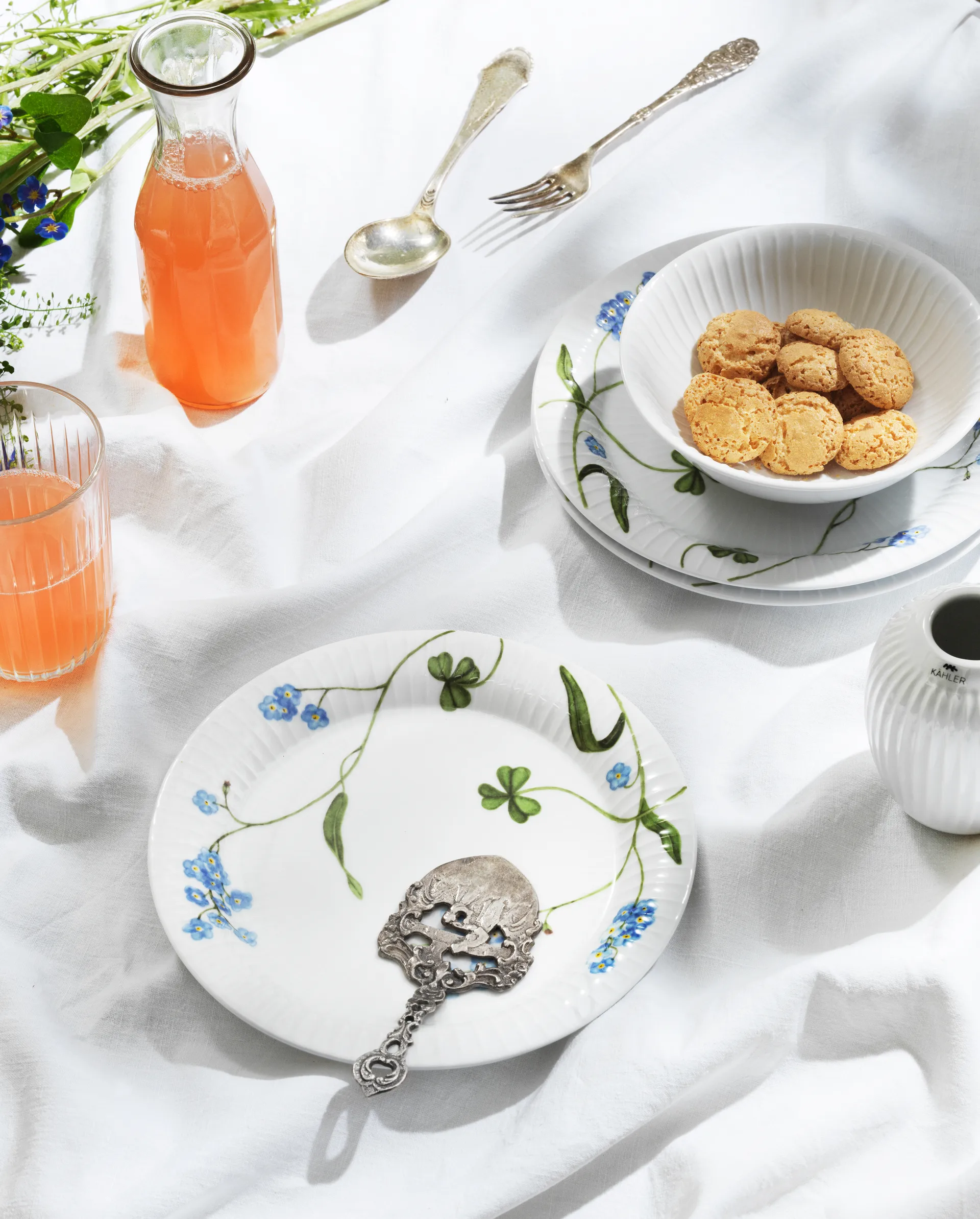 Hammershøi Summer Πιάτο Ø22 εκατοστά, Forget me not Kähler