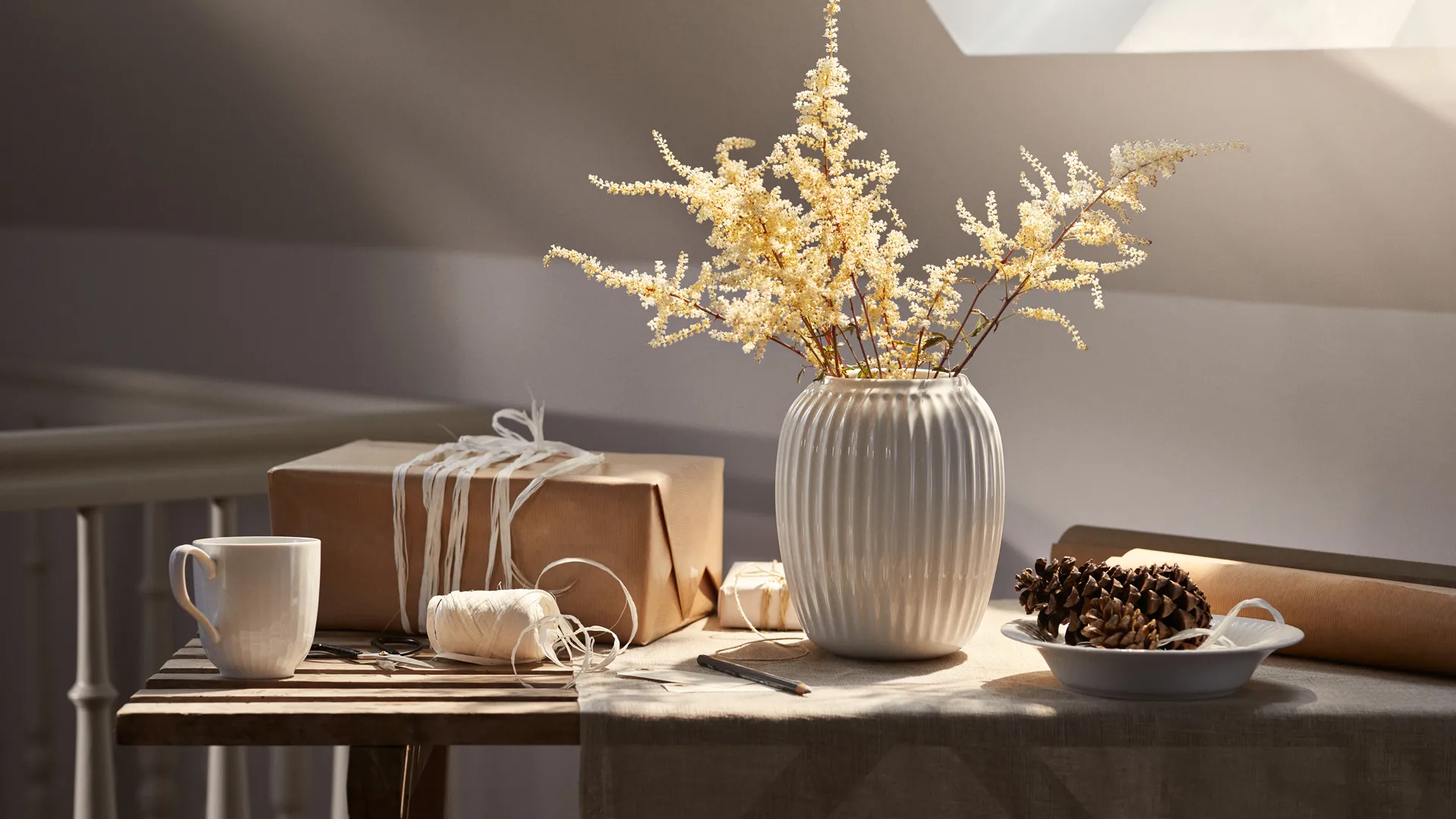 Hammershøi βάζο μεσαίο, λευκό Kähler