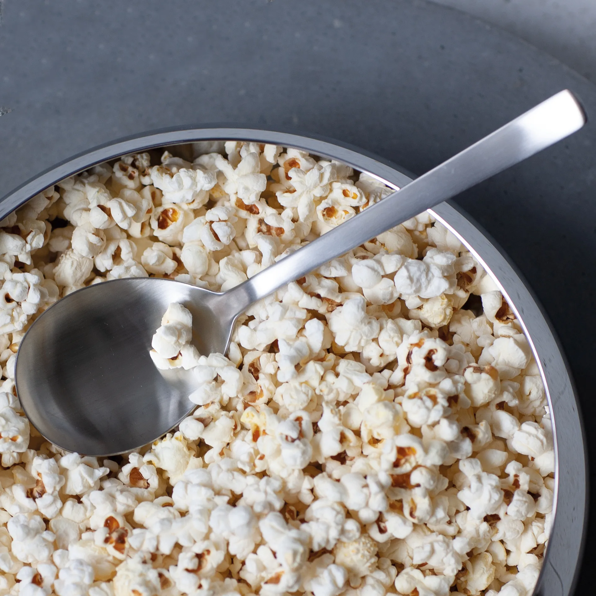 Κουτάλα σερβιρίσματος Grand Prix 23,5 εκατοστών, Γυαλισμένο ατσάλι Kay Bojesen