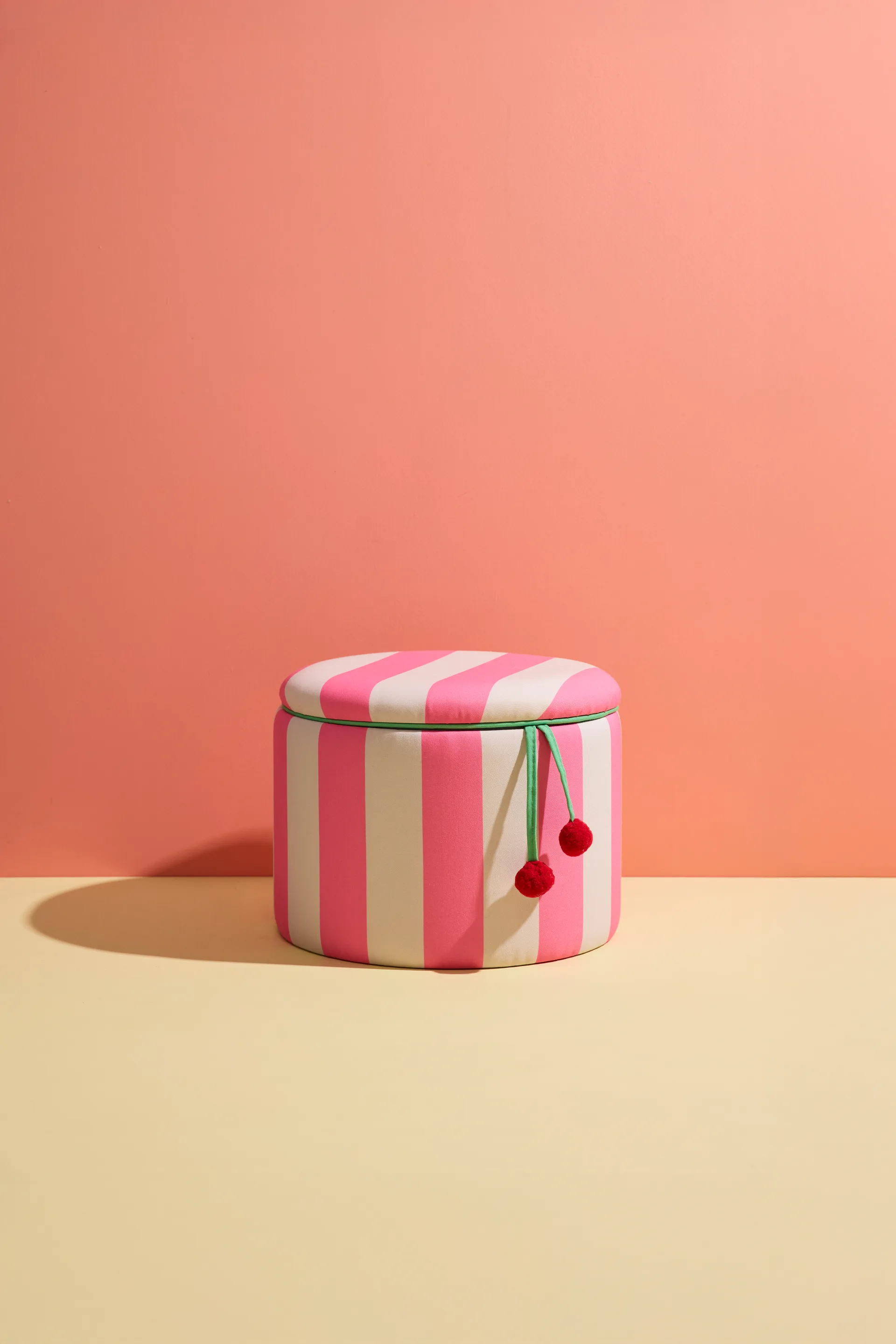 Σκαμπό κύλινδρος με αποθήκευση , Ροζ, Ø40x30,5 εκ. Kid's Concept