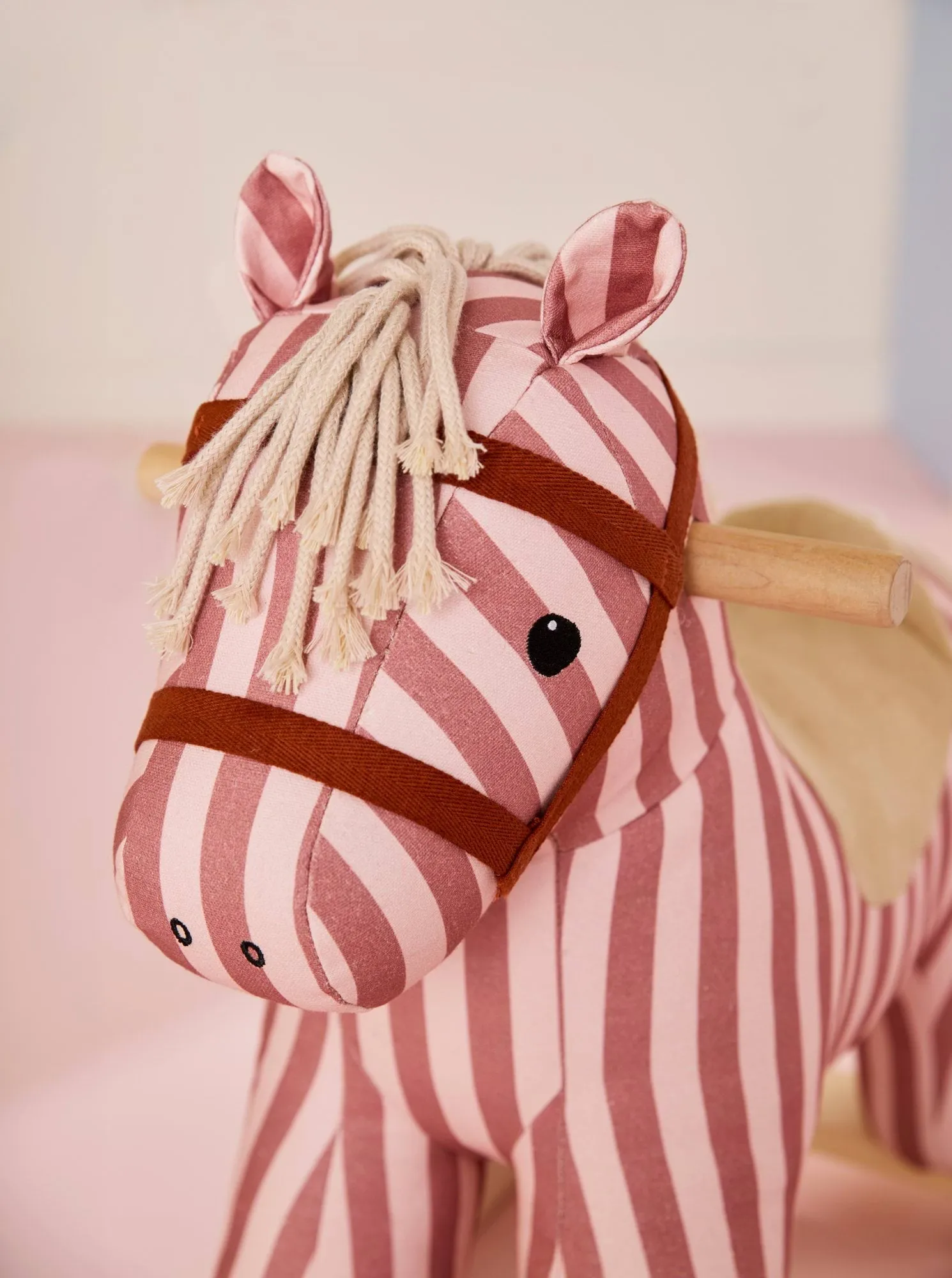 Kid's Concept ξύλινο αλογάκι , Mila Kid's Concept