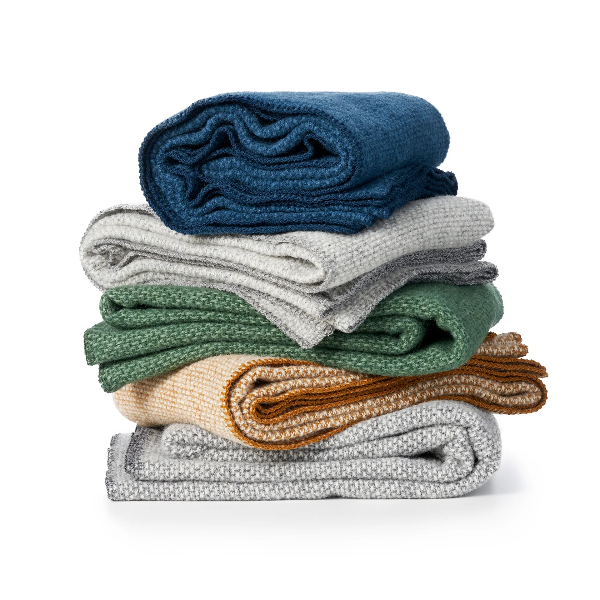 Domino μάλλινο ριχτάρι , Κρεμ καραμελέ Klippan Yllefabrik