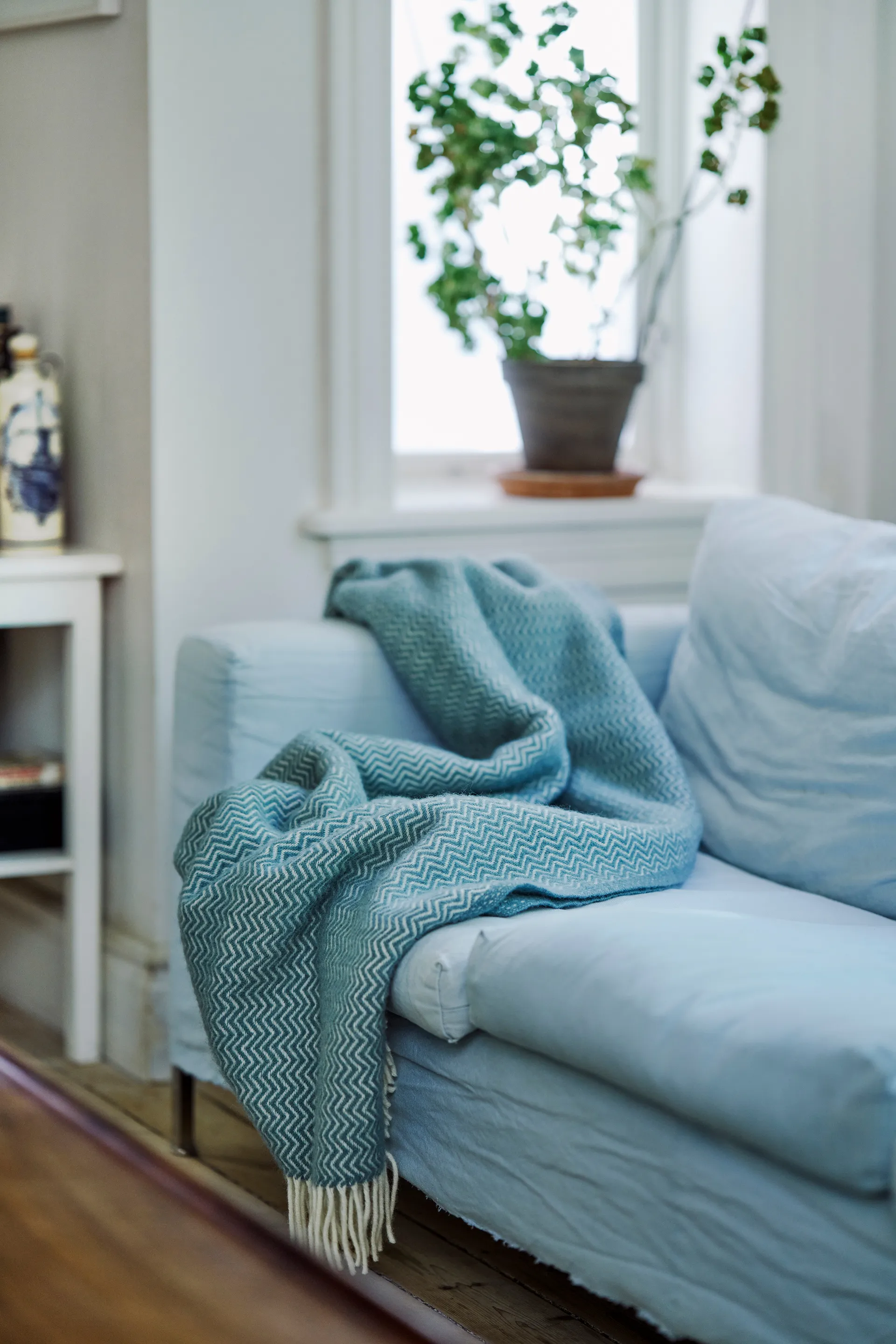 Sorbet κουβέρτα από μαλλί 130x200 εκ., Silky blue Klippan Yllefabrik