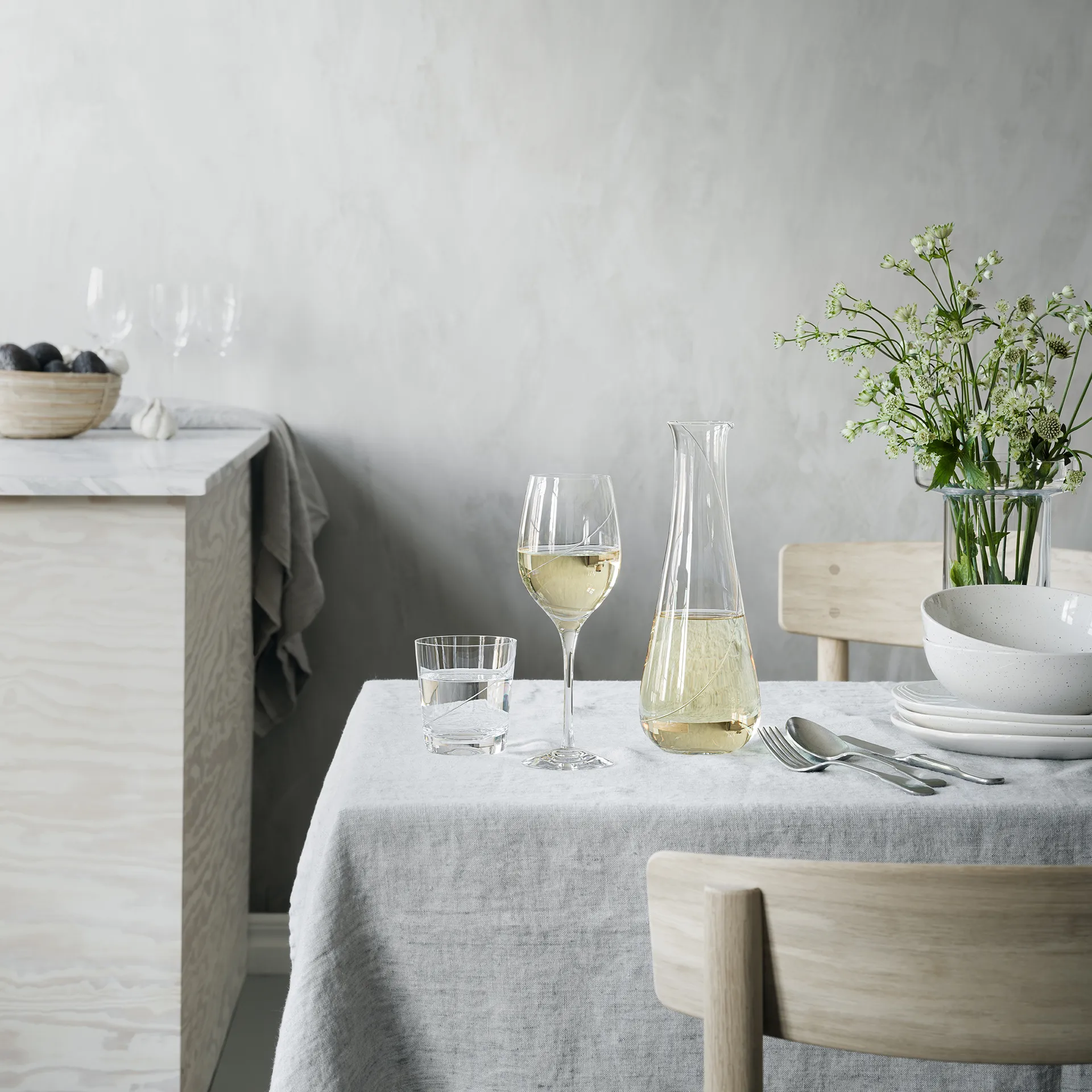 Line ποτήρι κρασιού XL 44 cl, Διαφανές Kosta Boda