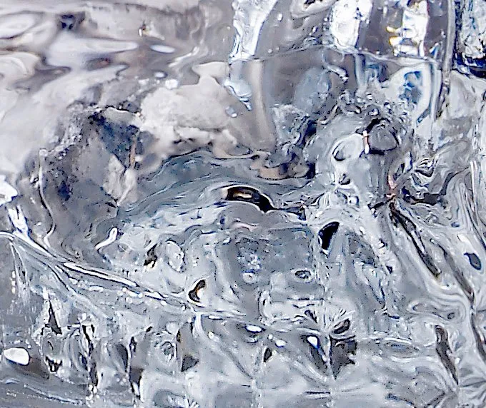 Skull διακοσμητική βάση κεριού 8,5 cm, διαφανές γυαλί Kosta Boda