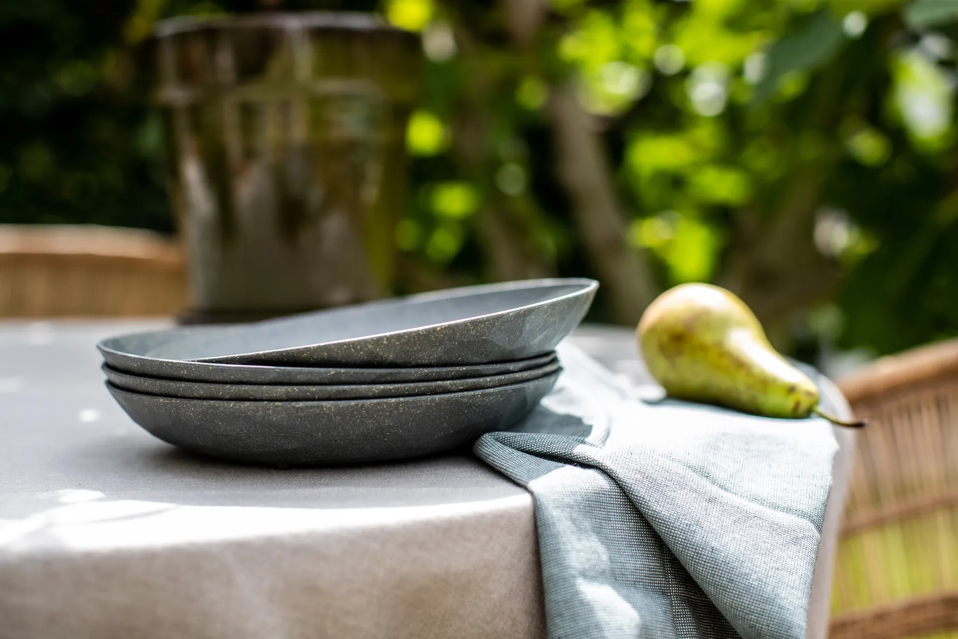 Club βαθύ πιάτο Ø22 εκ. 4 τεμάχια biocirk θερμοπλαστικό, Nature ash grey Koziol