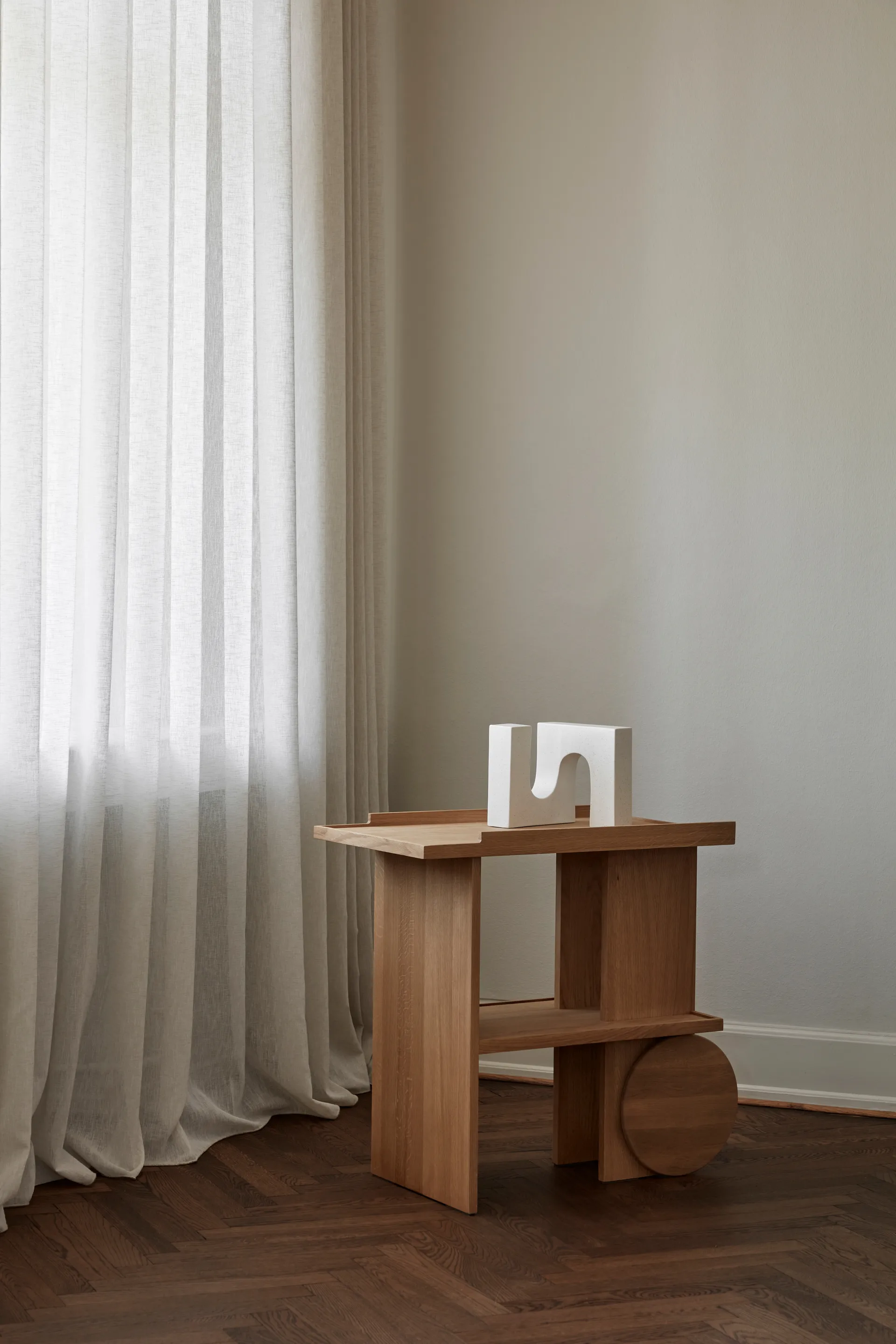 Axis βοηθητικό τραπέζι 42x80 cm, Ζεστό λουστραρισμένο δρυς Kristina Dam Studio