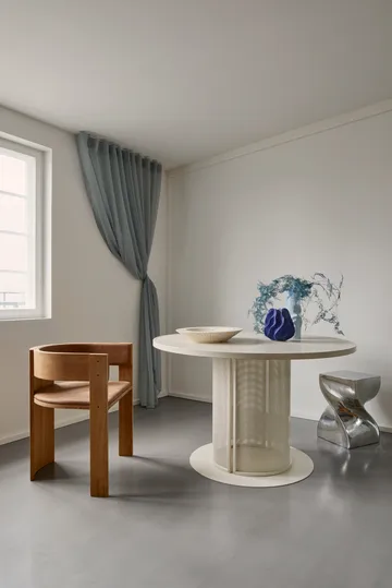 Collector καρέκλα - Ζεστό λουστραρισμένο δρυς-δερμάτινο καφέ - Kristina Dam Studio